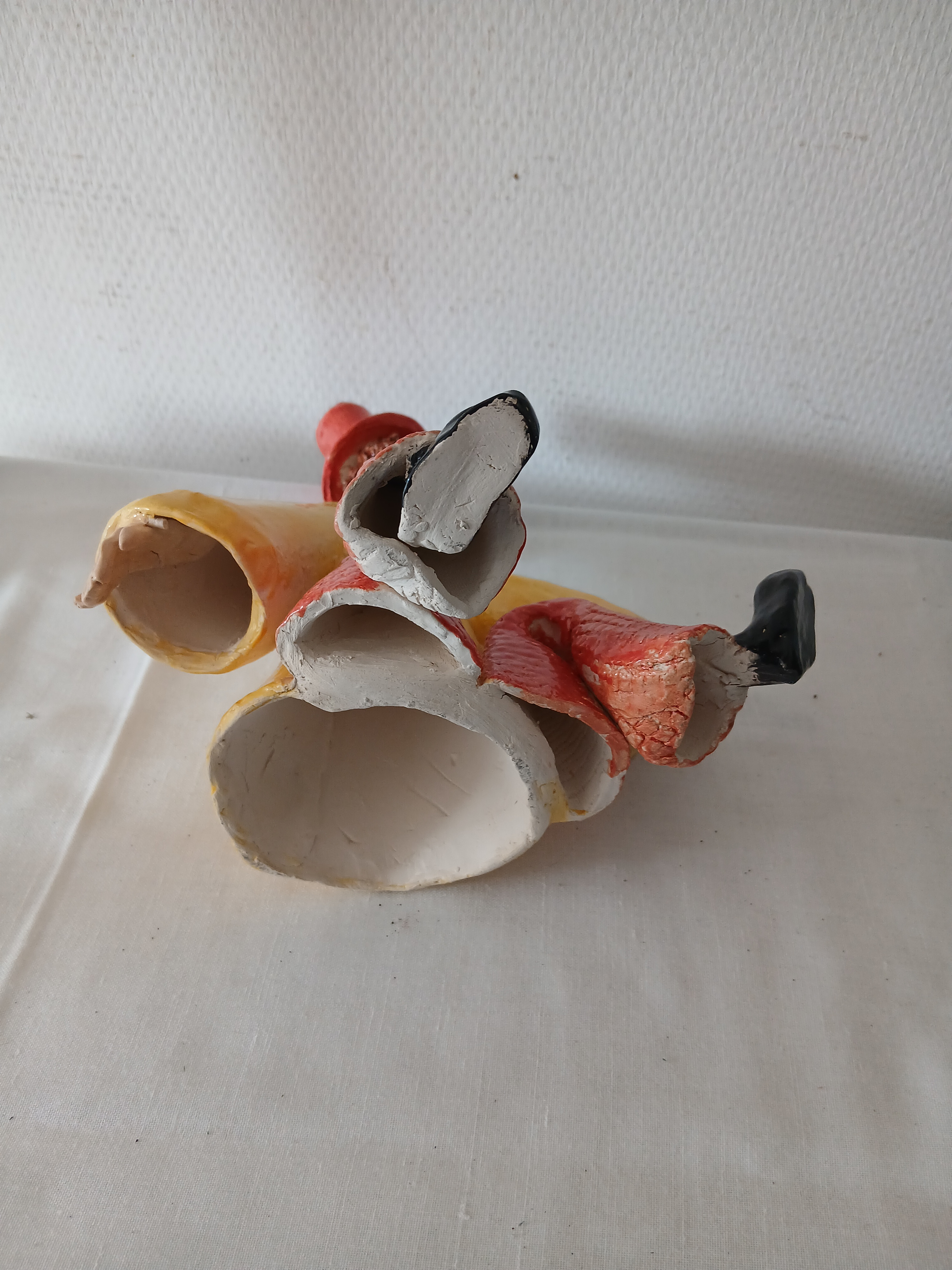Statuette d'un personnage (clown) en terre cuite peinte - Photo 7