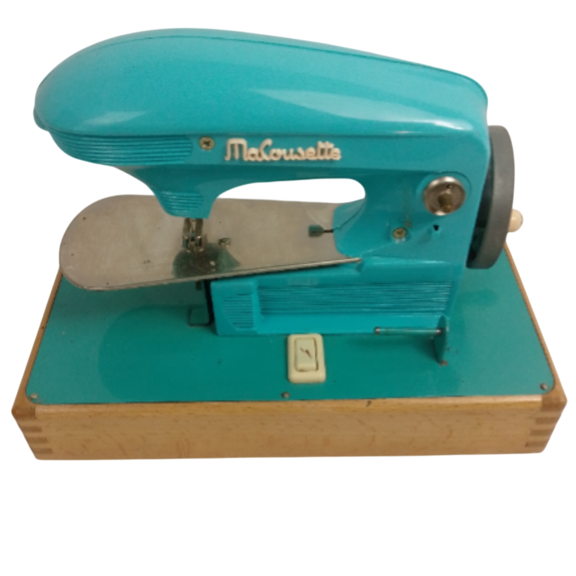 Machine à coudre vintage pour enfant État correct -  reconditionné disponible sur Label Emmaüs