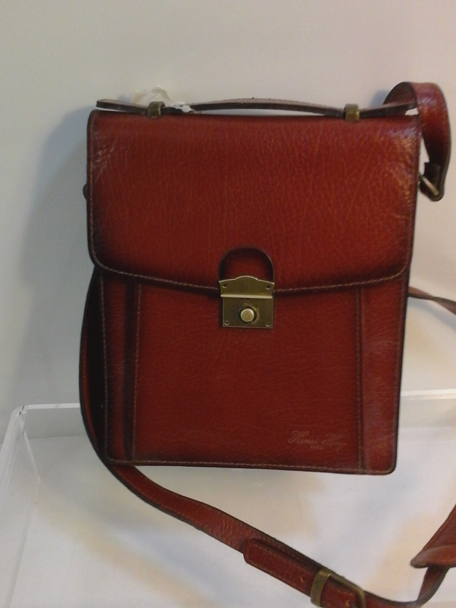 Sacoche - Henry Hery Paris - Comme neuf sur Label Emmaüs