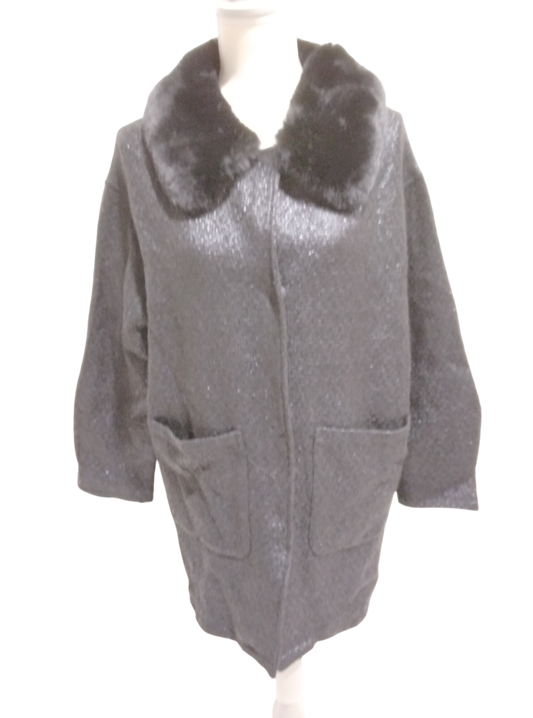 Manteau noir avec col en fausse fourrure noire, Molly Bracken - M  -  reconditionné disponible sur Label Emmaüs