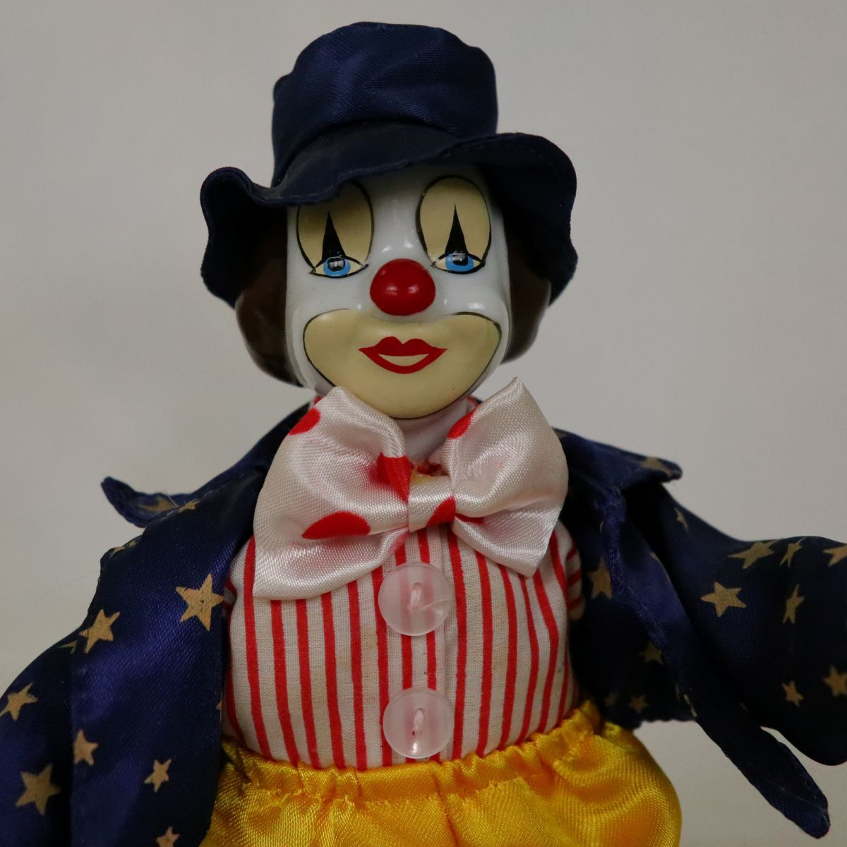 Clown automate sur socle - Boite à musique - Poupée porcelaine Comme neuf - Vue 2 - 