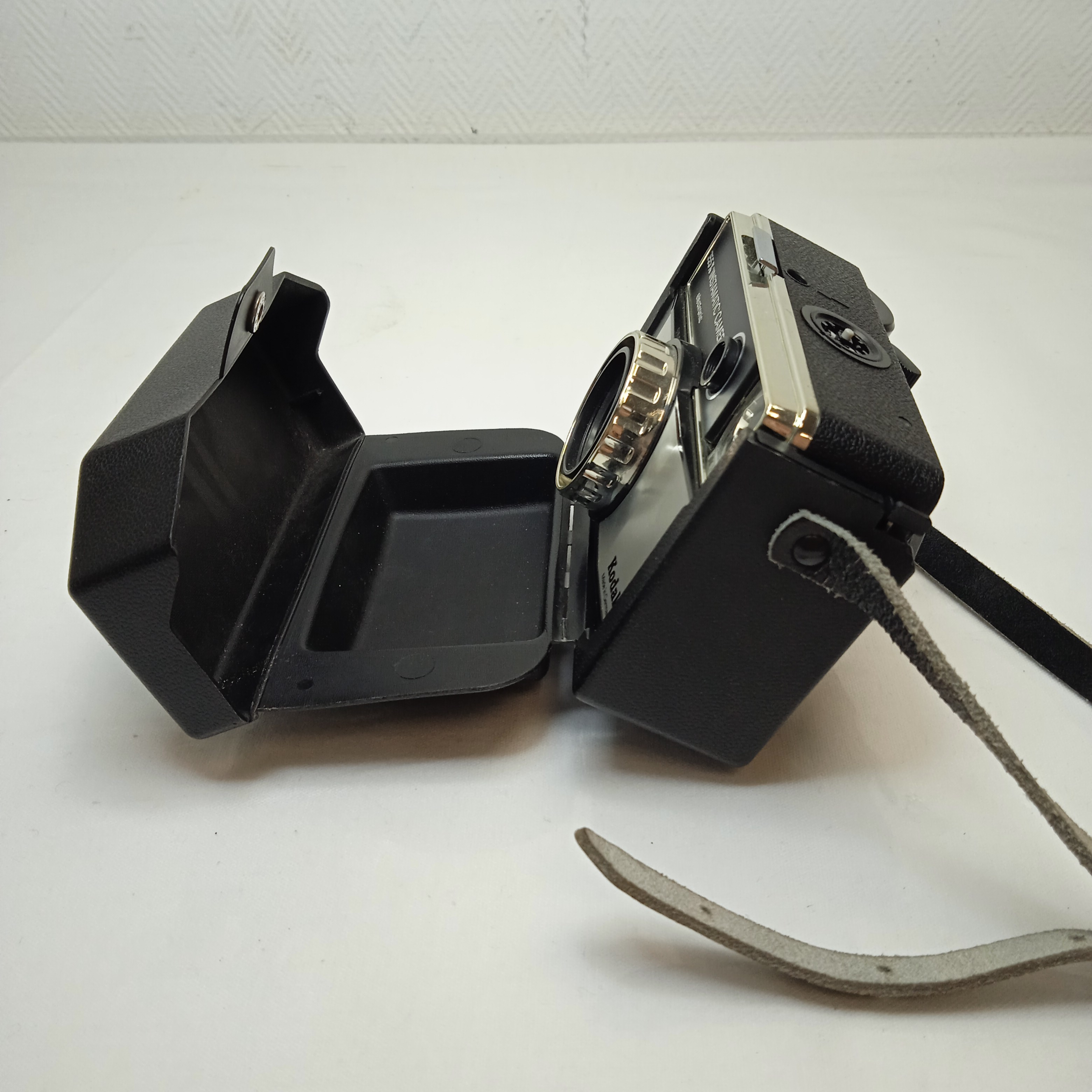 Appareil Photo KODAK 355 X Instamatic Camera Electronic - État correct - Photo 8