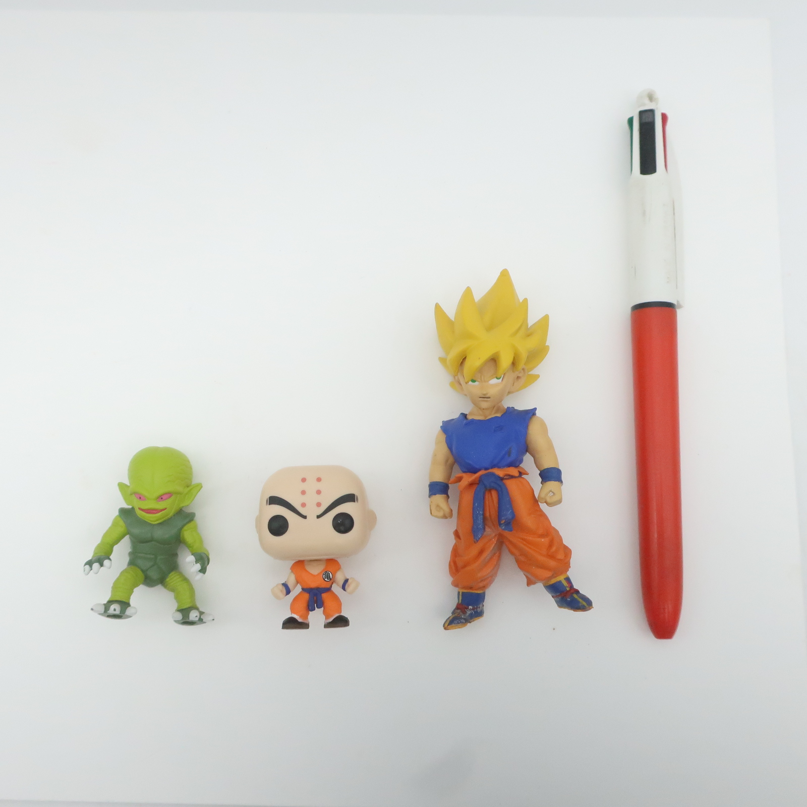Voir photo 4 de Ensemble de 14 Petites Figurines Dragon Ball Z en plastique Ensemble de 14 Petites Figurines Dragon Ball Z en plastique Bon état - Vue 4 -