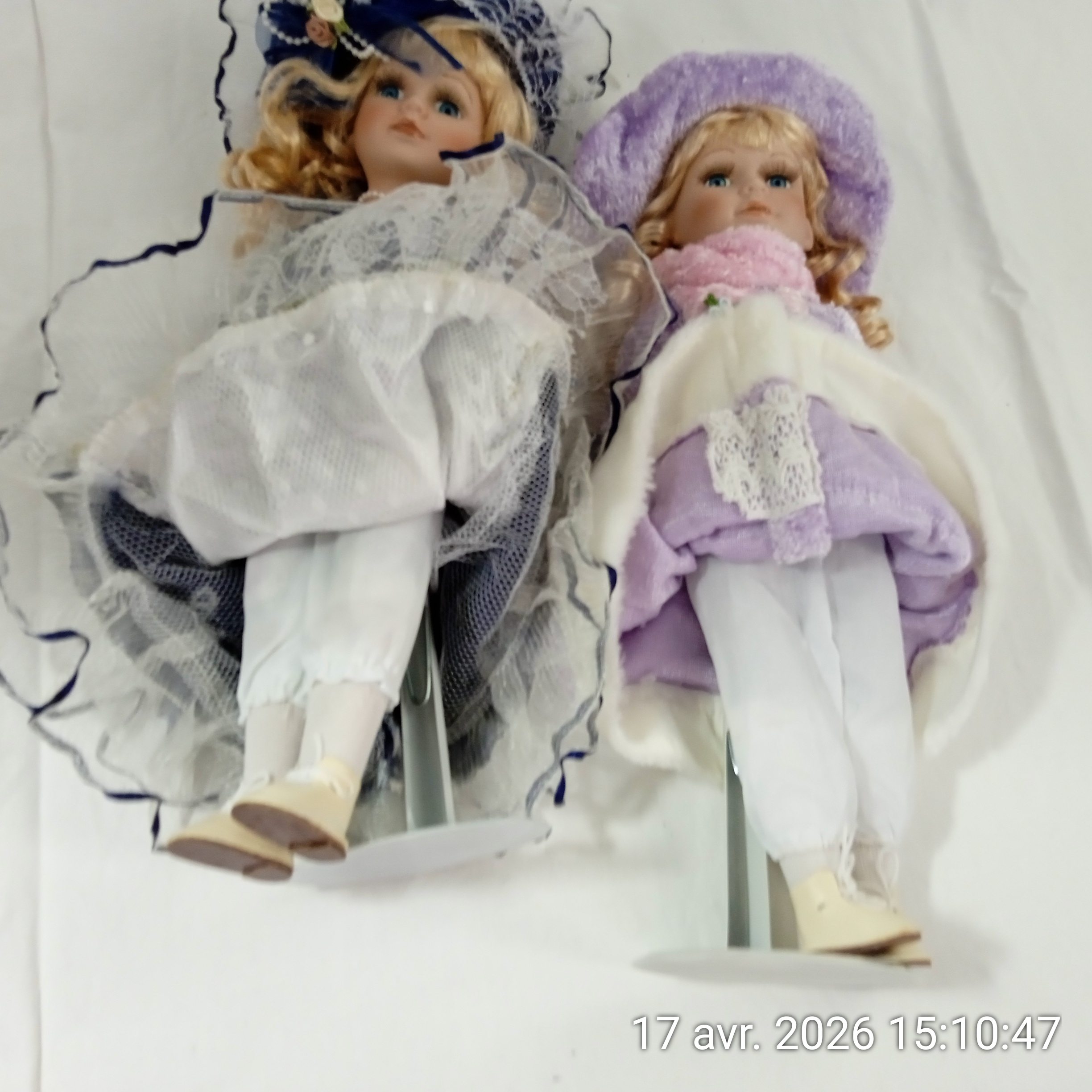 Lot de 2 Poupées neuves de collection en Porcelaine de 38 Cm Comme neuf - Vue 2 - 