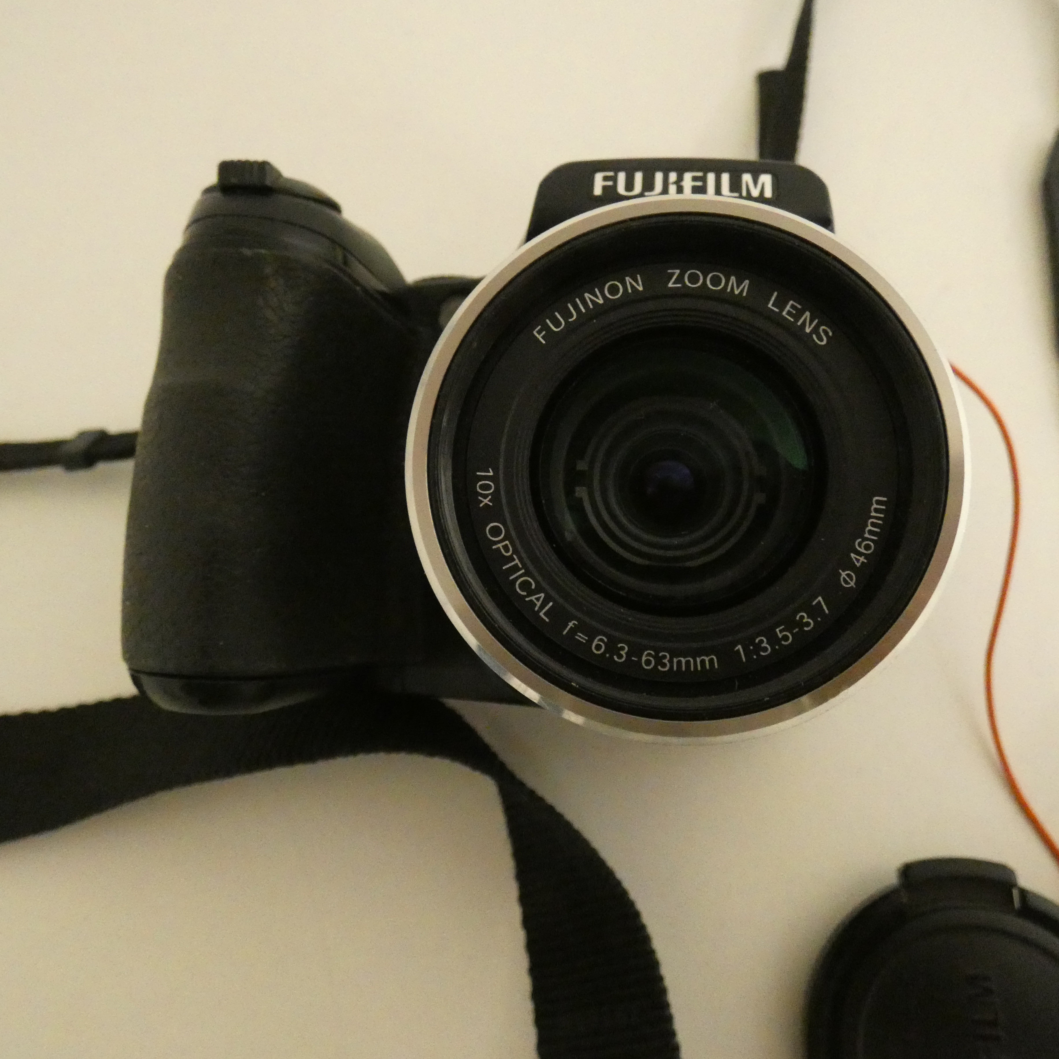 Appareil photo numérique Fujifilm modèle FinePix S5800 - Photo 3