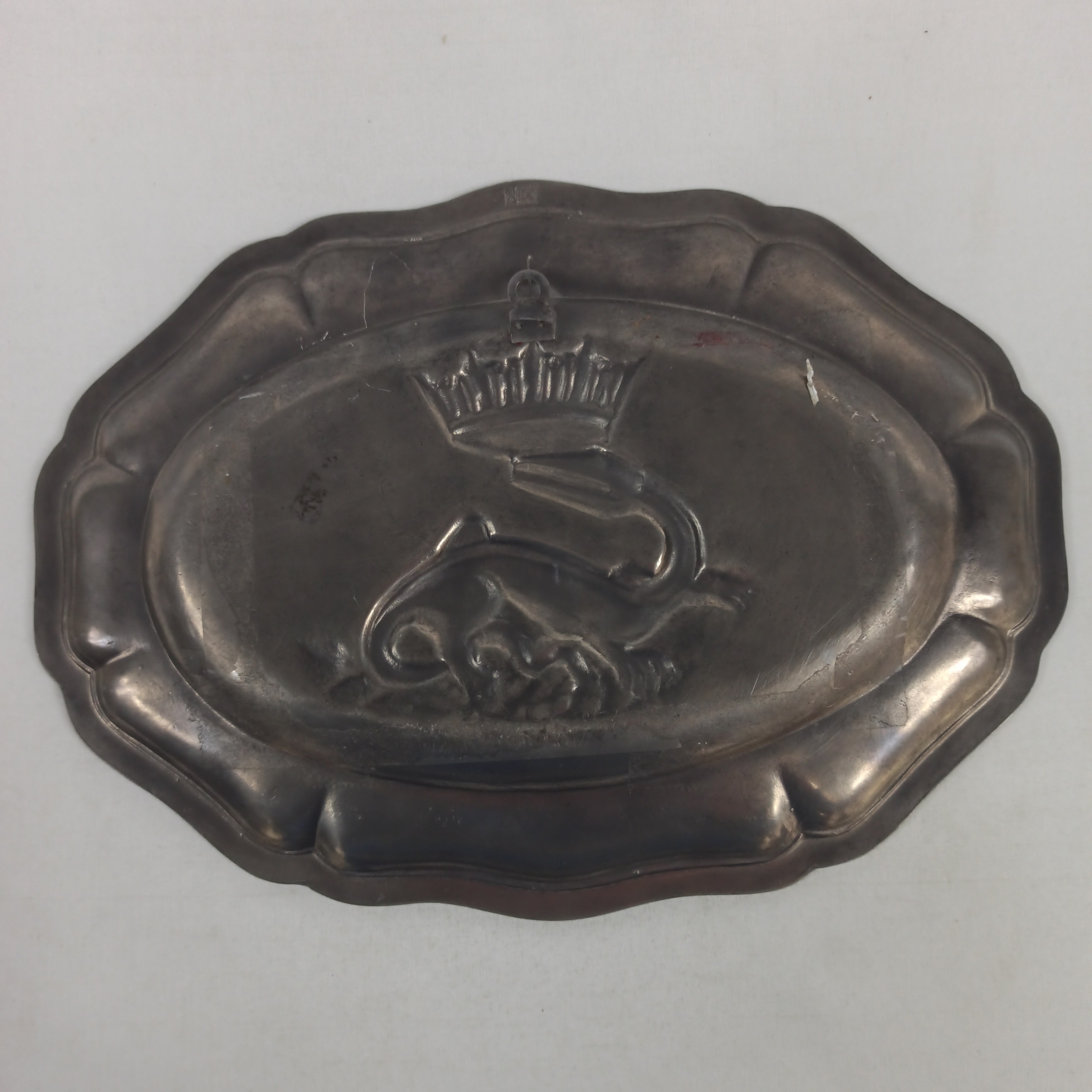 Plat décoratif en étain - Bon état - Photo 5