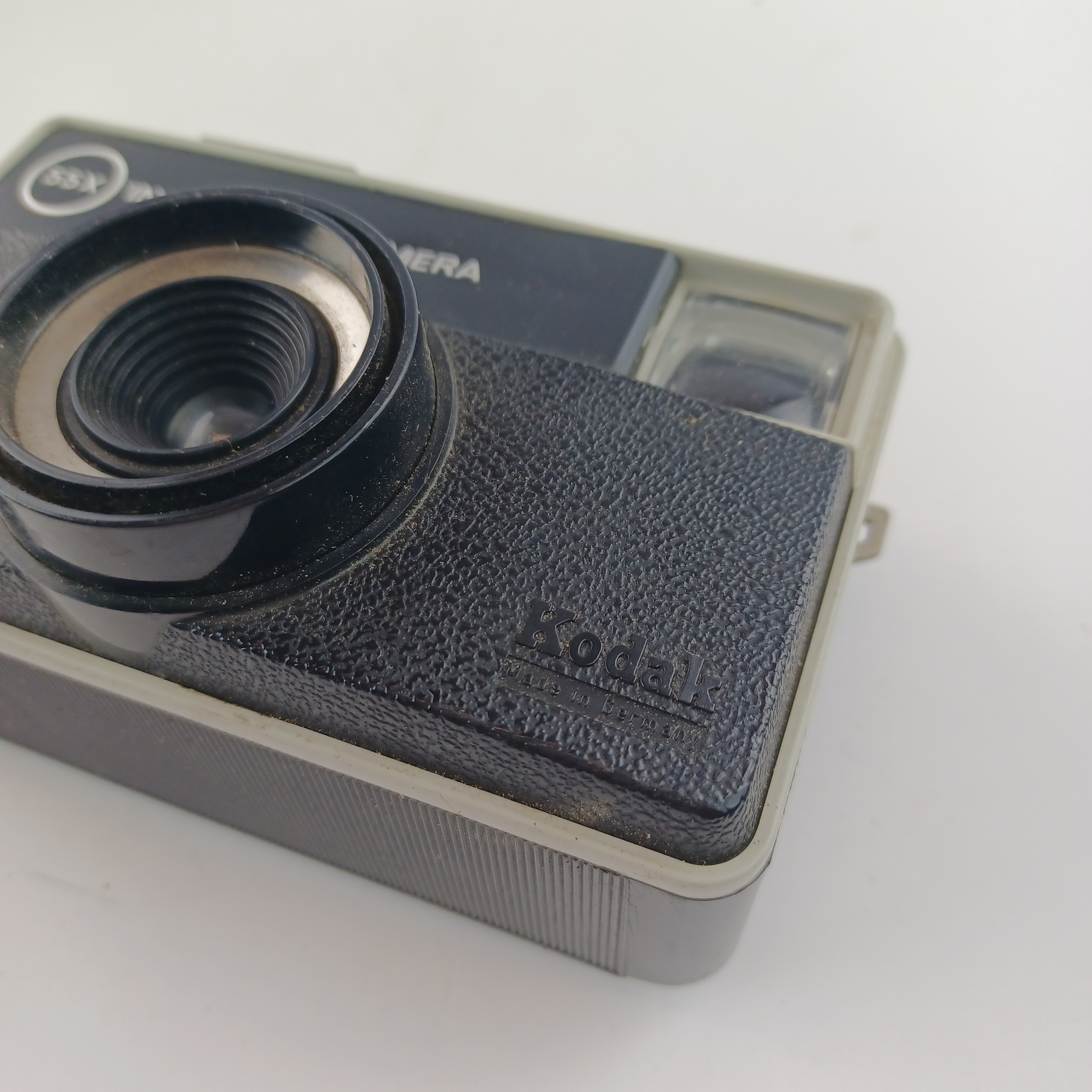 Voir photo 3 de Appareil Photo Instamatik Kodak d'allemagne entre 1971 et 1972 Appareil Photo Instamatik Kodak d'allemagne entre 1971 et 1972 Bon état - Vue 3 -