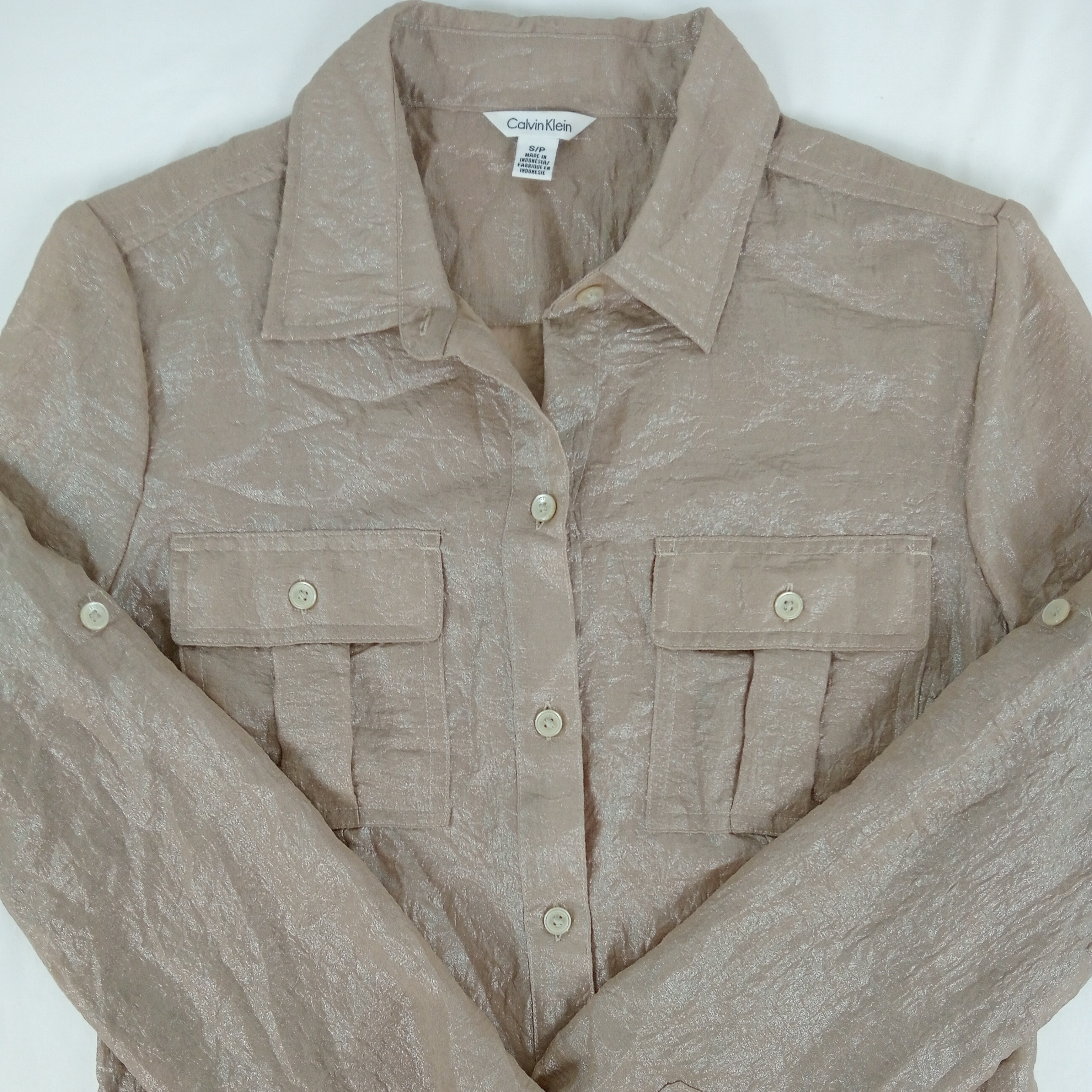 Chemise femme de la marque Calvin Klein col classique manches longues de couleur vert absinthe taille S (36) - Photo 3