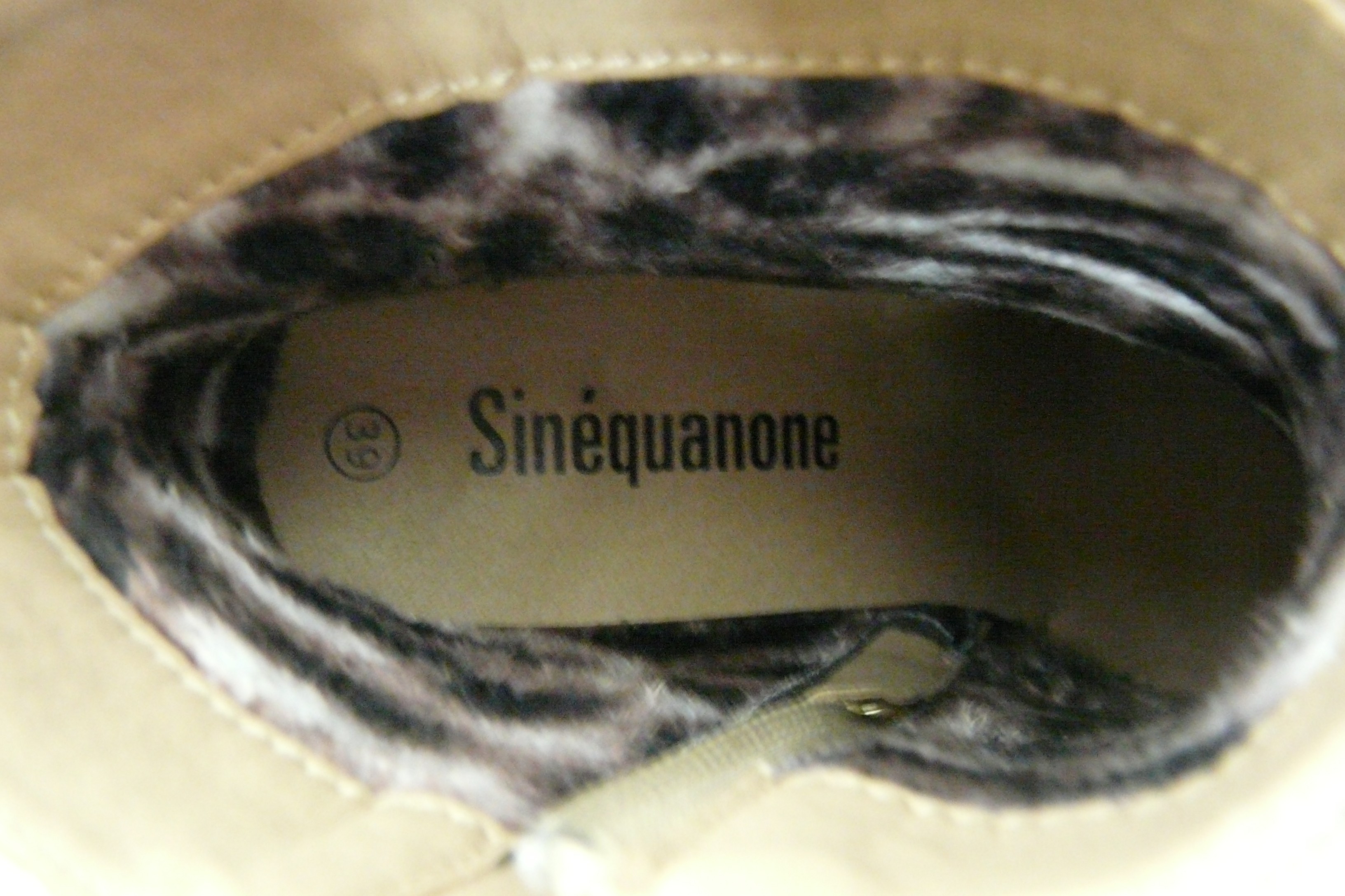 C107 - Bottines dorées - Sinéquanone - Pointure 39 - Photo 6