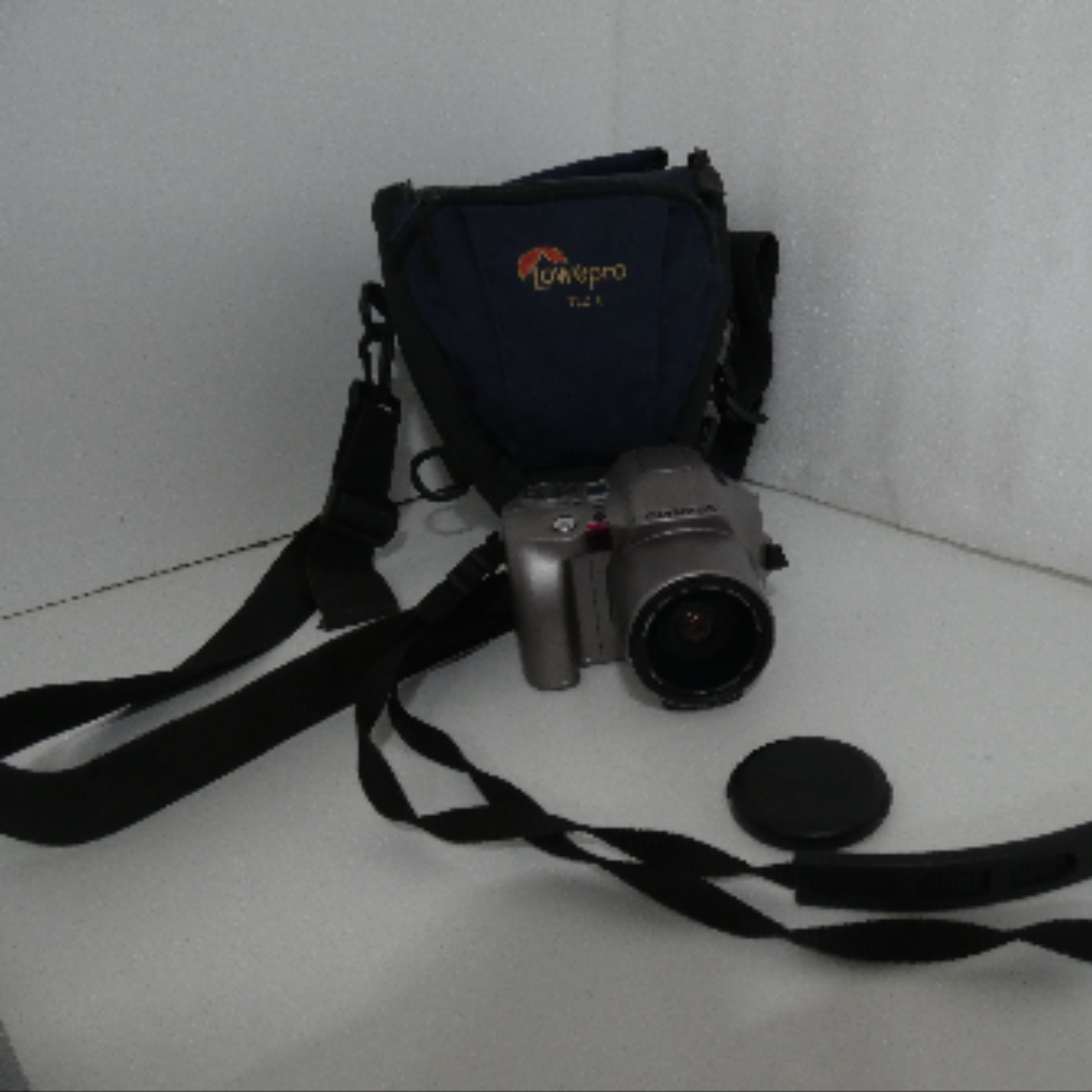 Appareil photo Bridge Olympus IS-21 - Bon état sur Label Emmaüs