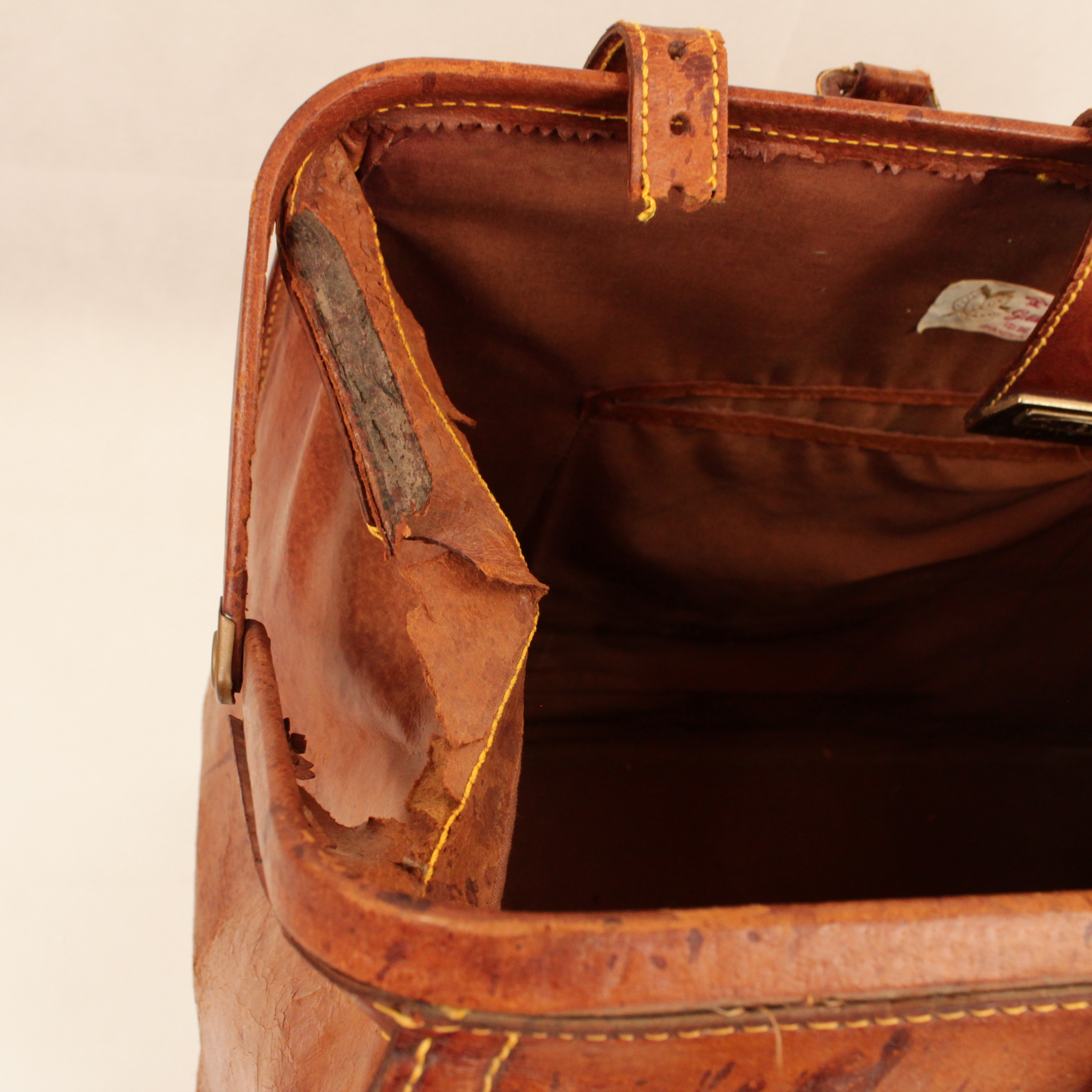 Sac en cuir- golden leaf  État correct - Vue 4 - 