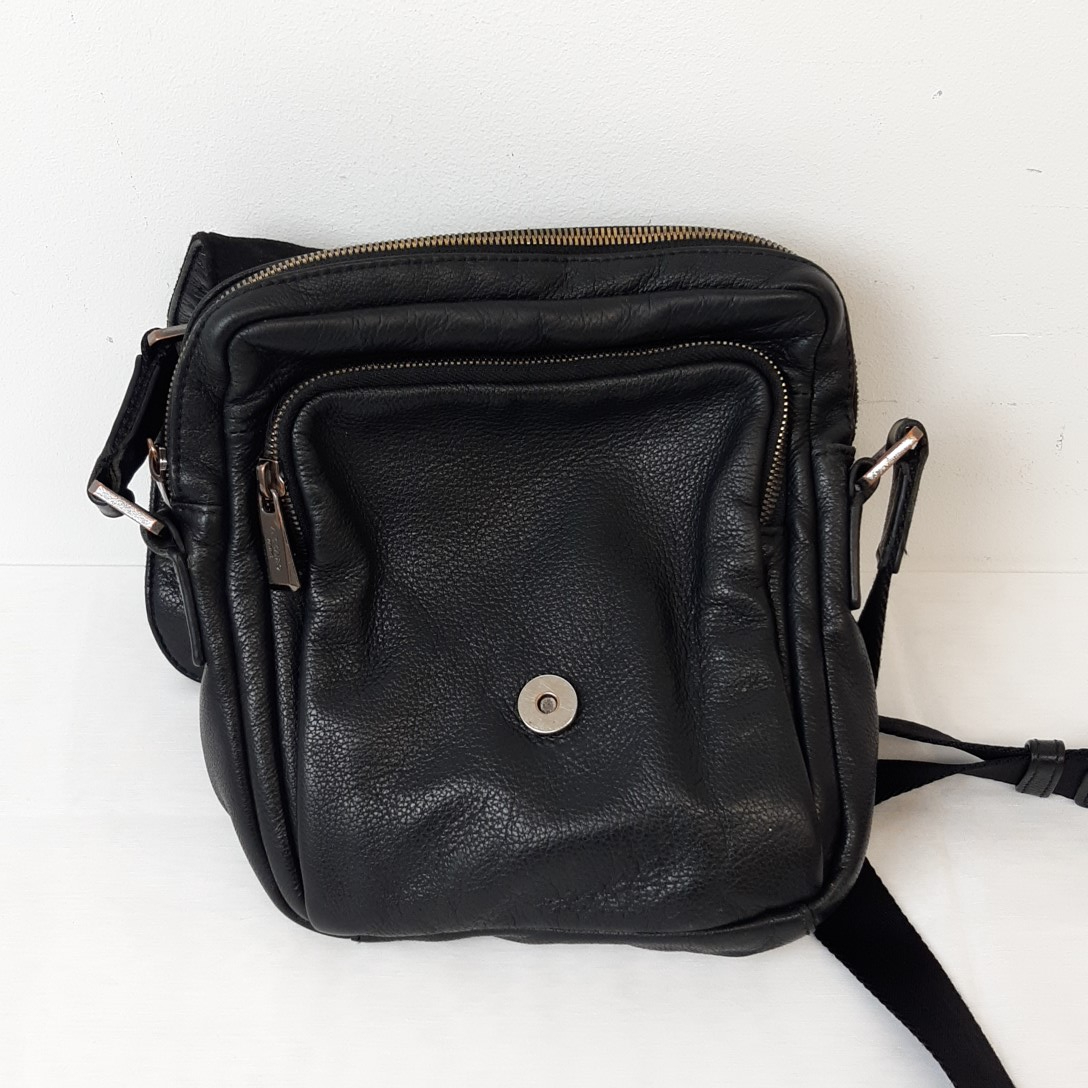 Sac à bandoulière Azzaro Paris en cuir - Photo 9