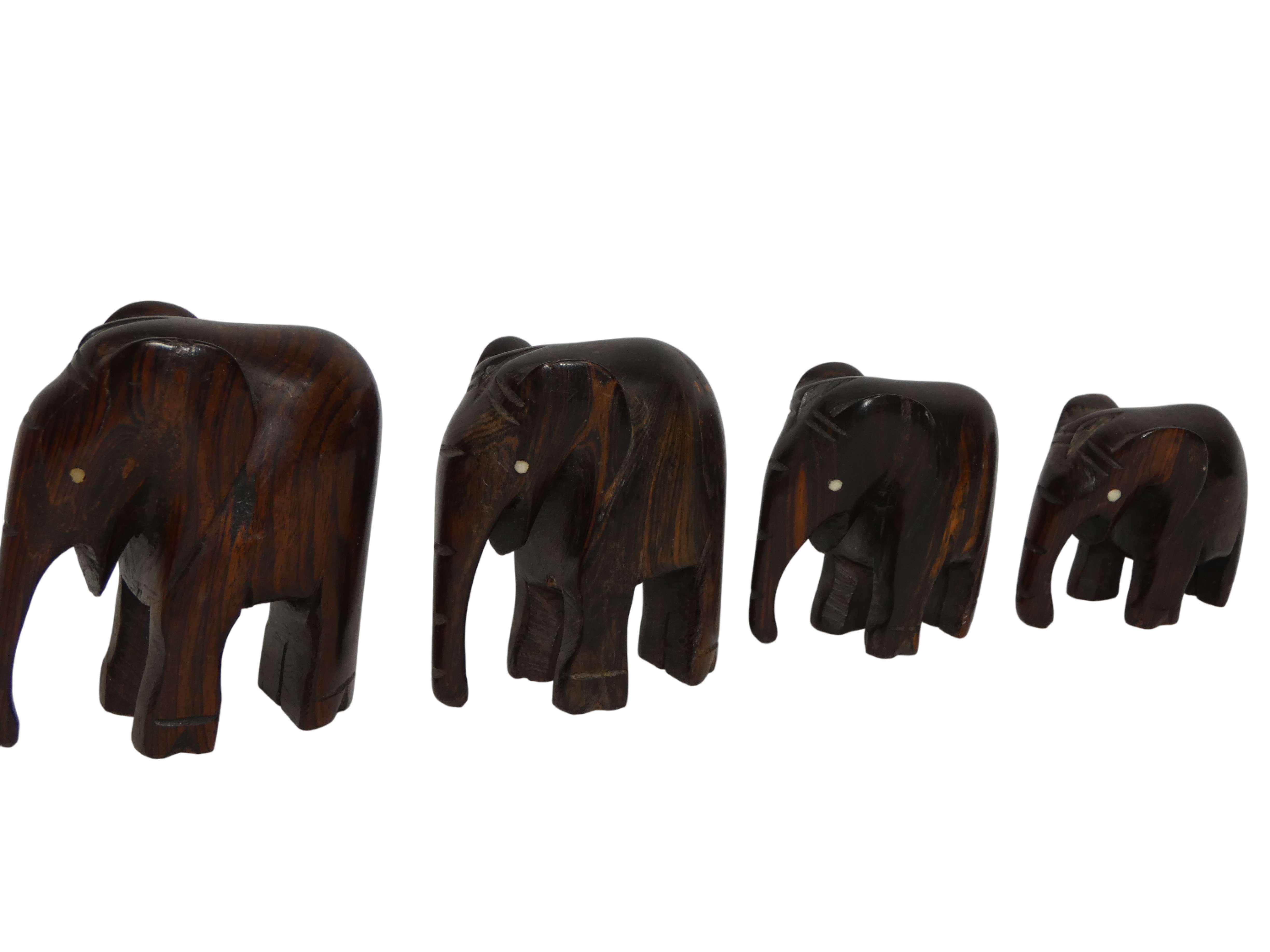 Ensemble de 4 petits éléphants en bois - Photo 0