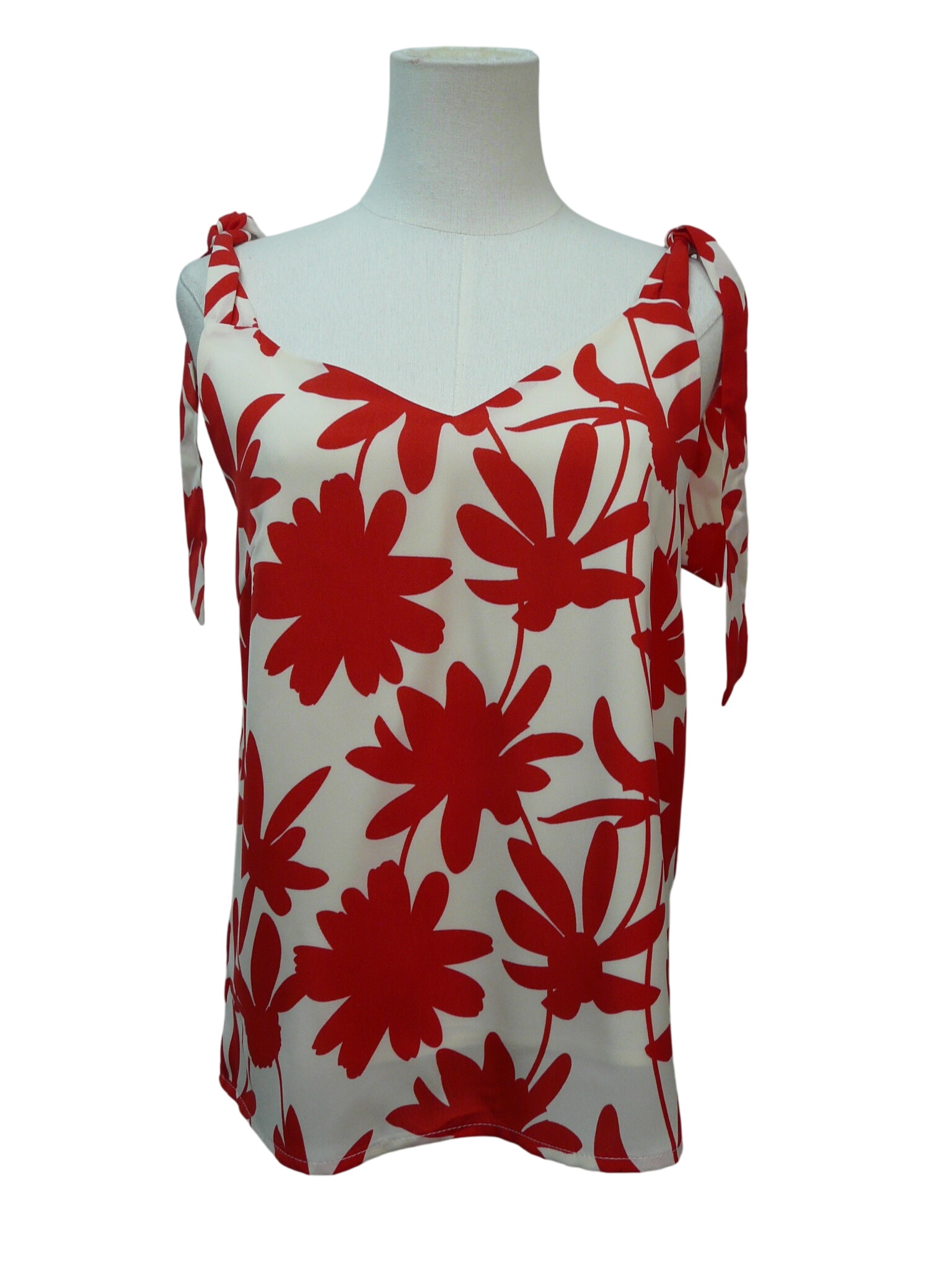 Acheter HF223 - Top épaules nouées - Rose - Taille S Très bon état - 12,00 € HF223 - Top épaules nouées - Rose - Taille S Très bon état - reconditionné disponible sur Label Emmaüs