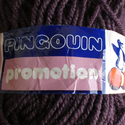 Lot de 2 pelotes violettes - PINGOUIN promotion - 50g par pelote - Photo 3