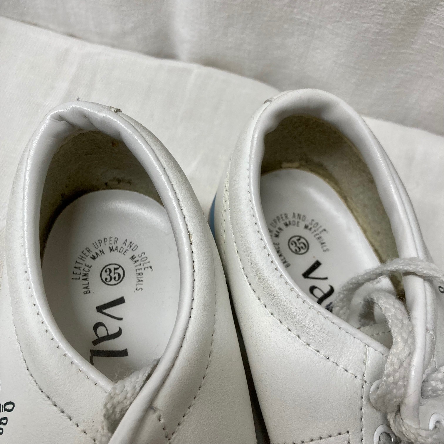 Voir photo 5 de Boule de bowling columbia 300 et chaussures Boule de bowling columbia 300 et chaussures Très bon état - Vue 5 -