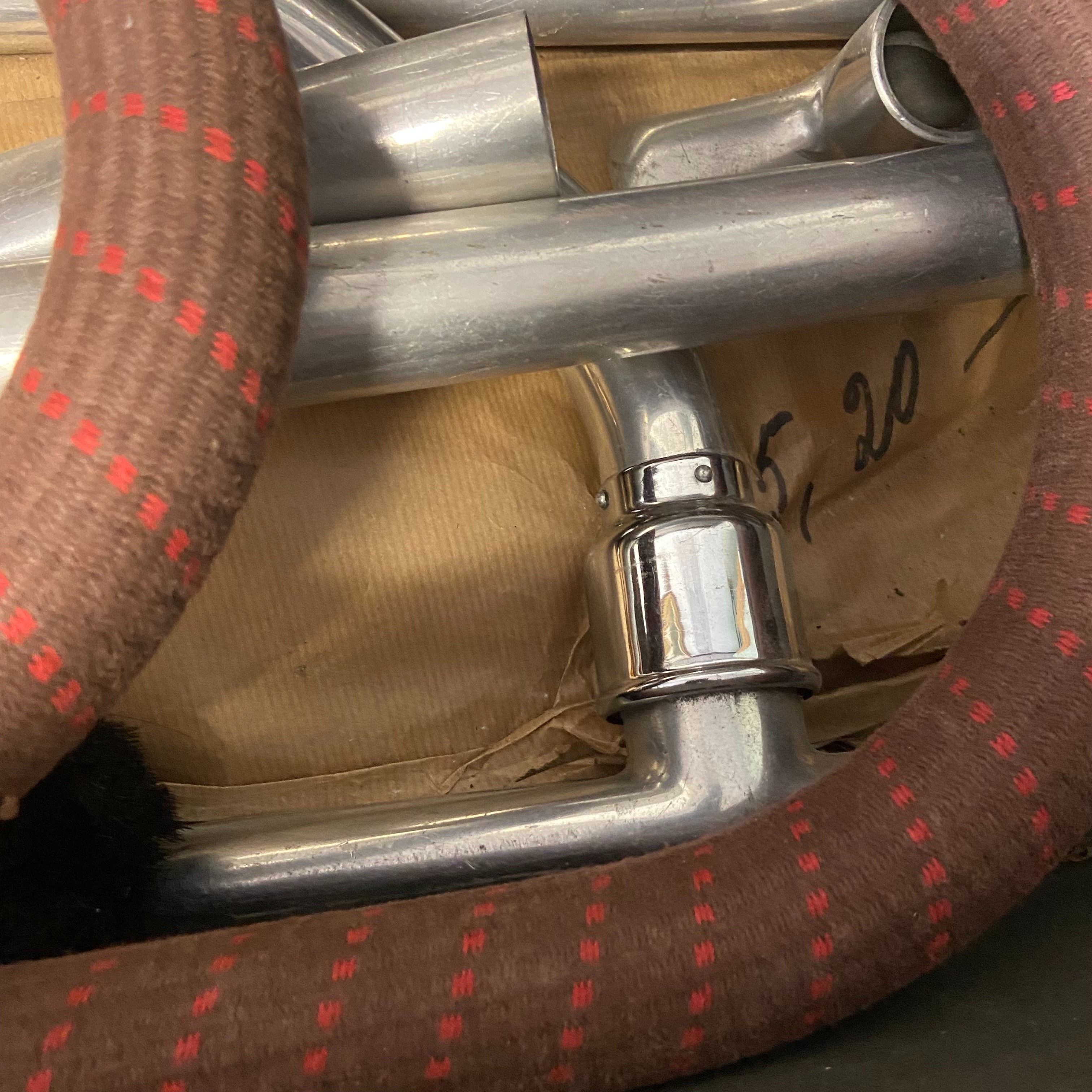 Aspirateur traineau vintage S.E.V vintage ( années 50) qui fonctionne dans sa mallette d'origine - Très bon état - Photo 13