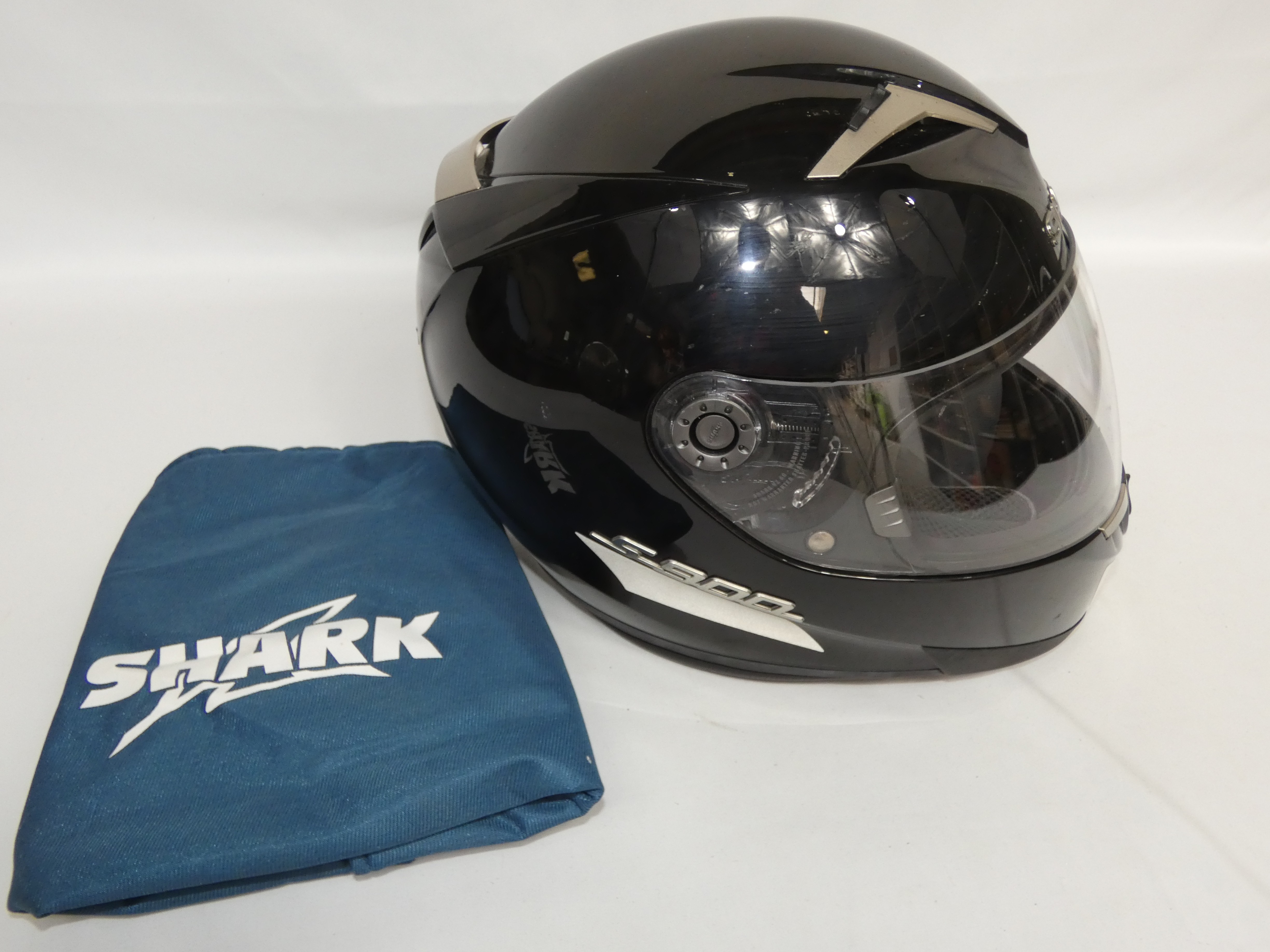 Voir photo 2 de Casque intégral moto SHARK s900 Taille M/57-58 Casque intégral moto SHARK s900 Taille M/57-58 Très bon état - Vue 2 -