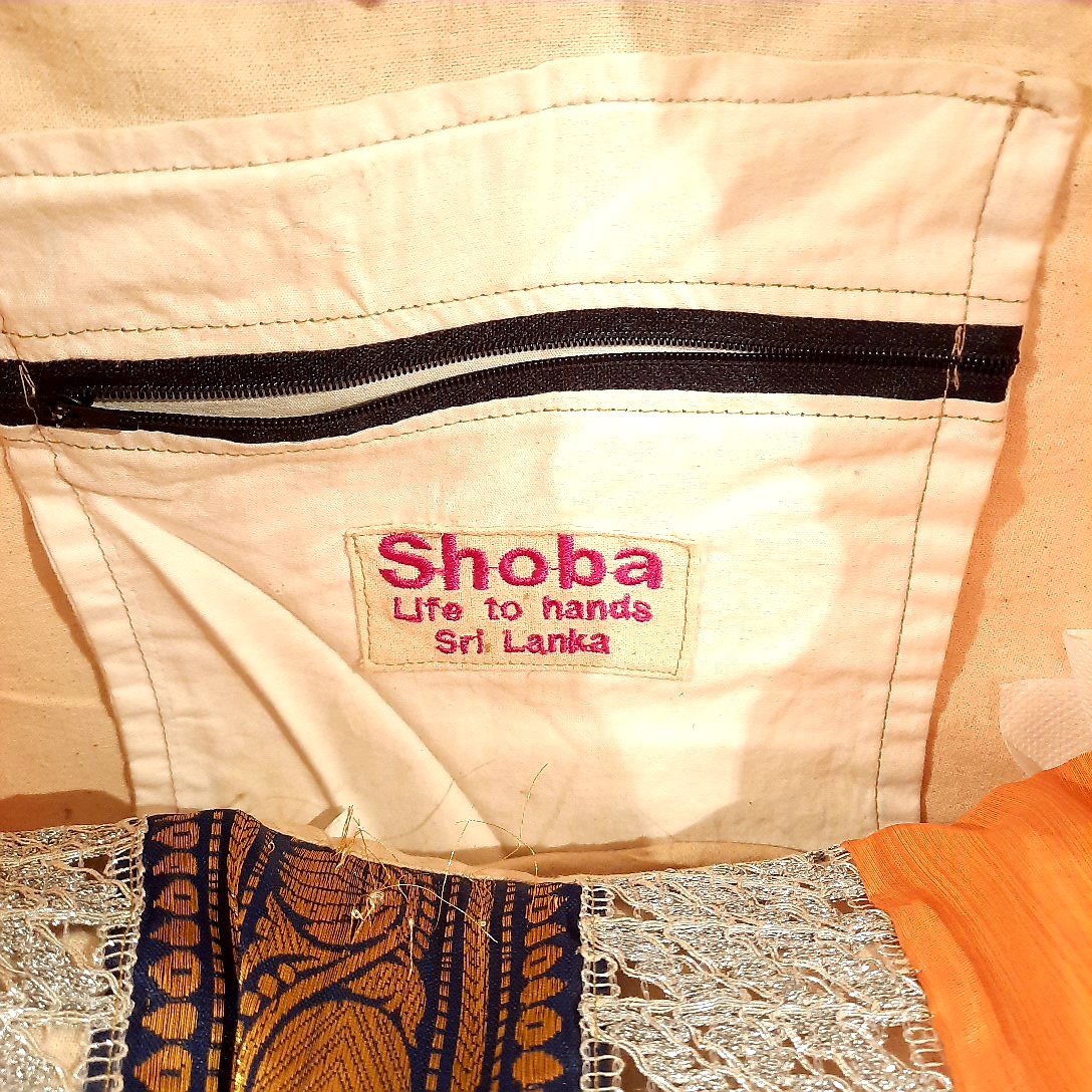 Sac artisanal Shoba du Sri Lanka en tissus brillants Très bon état - Vue 3 - 