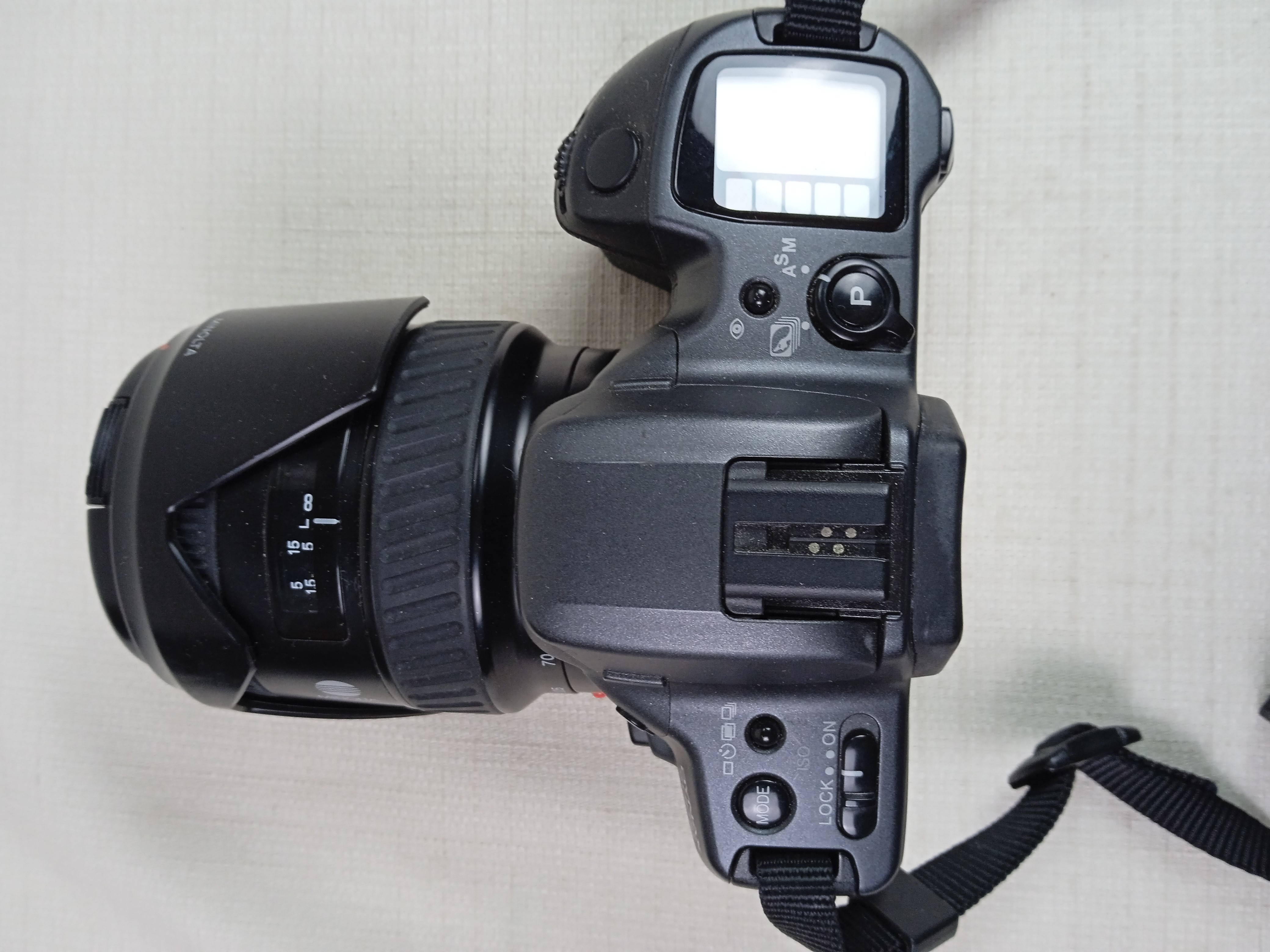 Appareil photo MINOLTA Dynax 500 SI + objectif 28-105 + Jeu d'extension de bague Kepcor + sacoche Hama  - Vue 2 - 