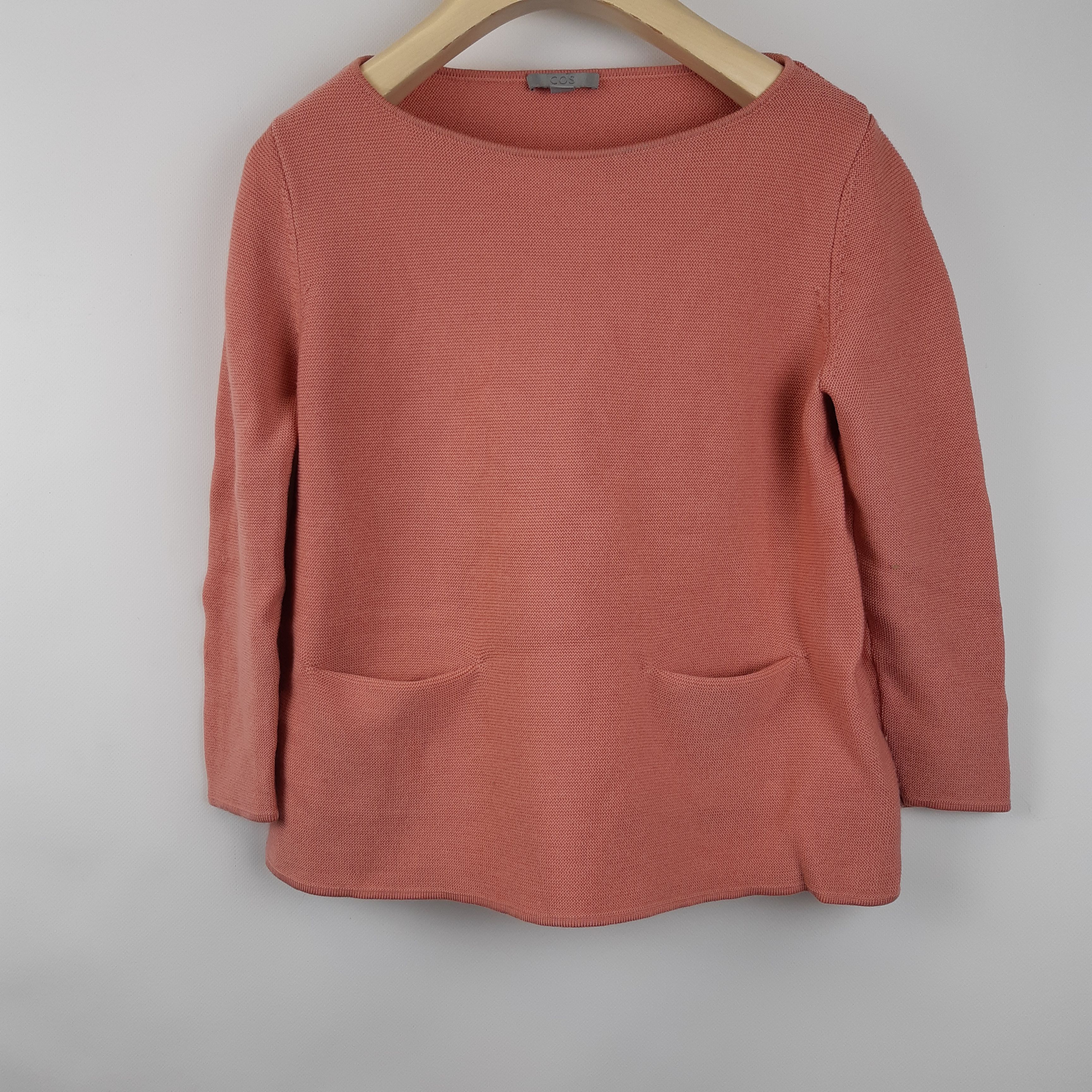 Acheter Cos - Pull laine rose cocon - Taille S ( estimée Epaules = 32, Poitrine = 42, Longueur = 48) - 23,00 € Cos - Pull laine rose cocon - Taille S ( estimée Epaules = 32, Poitrine = 42, Longueur = 48) - reconditionné disponible sur Label Emmaüs