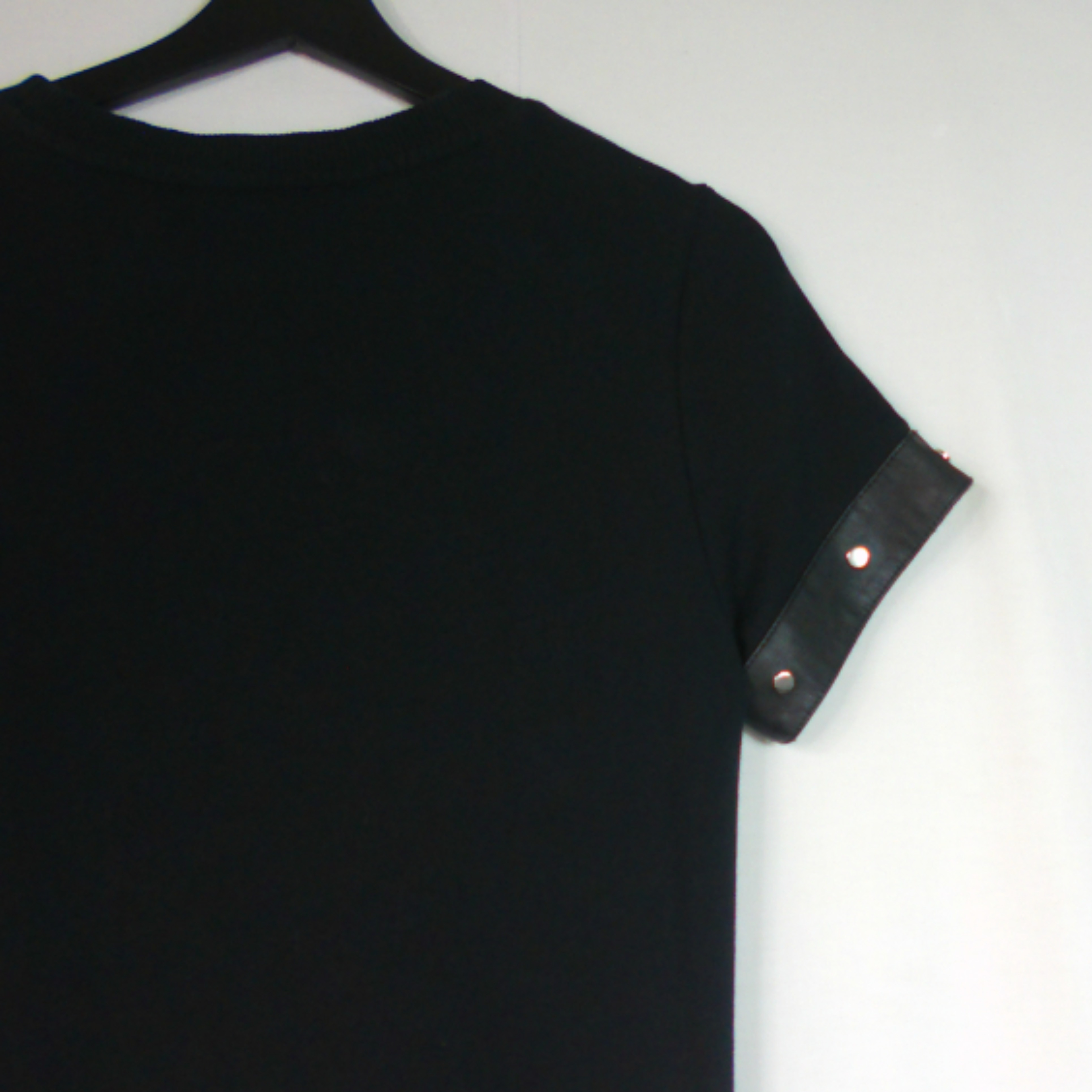 Voir photo 8 de Robe DIESEL, noir, 100% coton, taille M Robe DIESEL, noir, 100% coton, taille M Très bon état - Vue 8 -