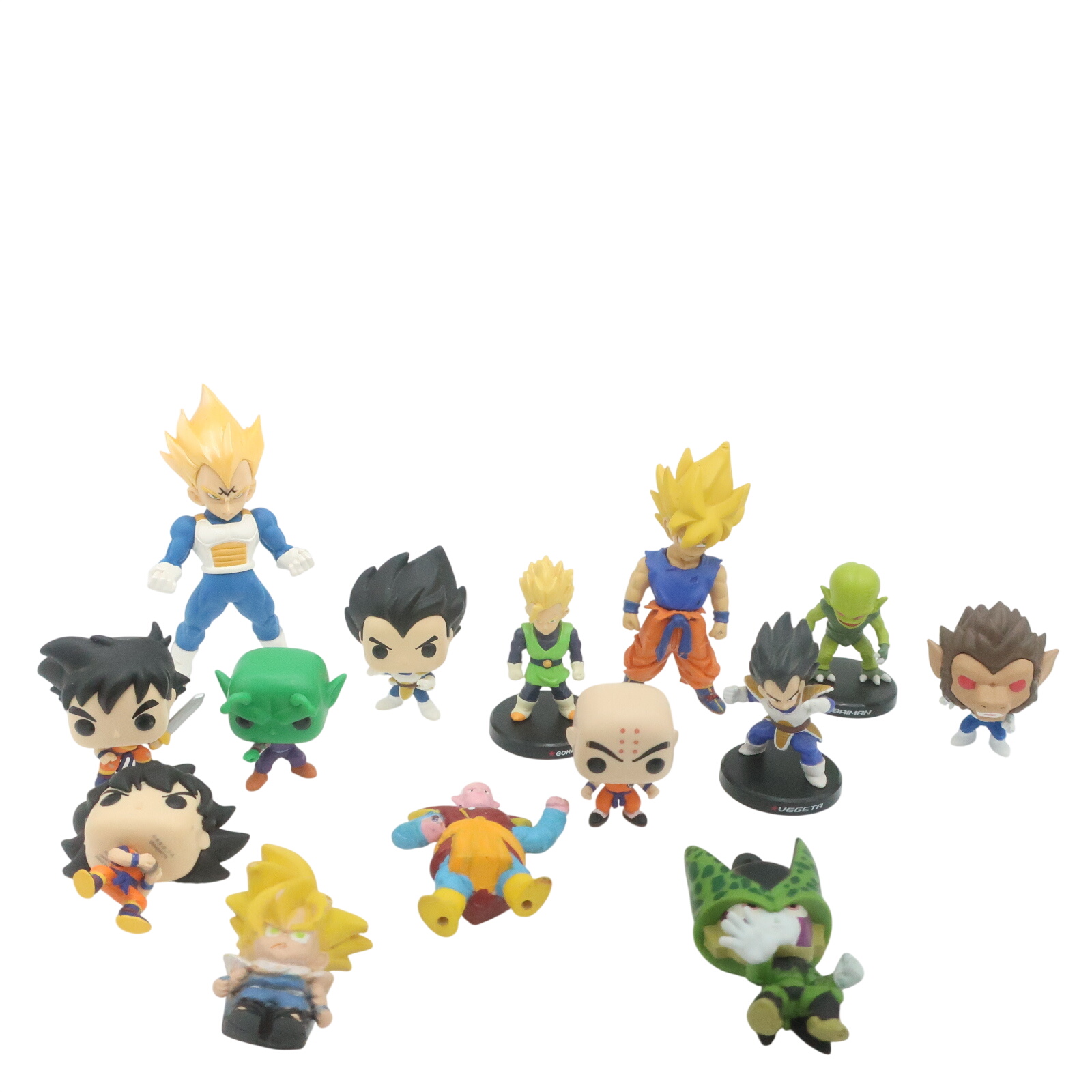 Acheter Ensemble de 14 Petites Figurines Dragon Ball Z en plastique Bon état - 15,00 € Ensemble de 14 Petites Figurines Dragon Ball Z en plastique Bon état - reconditionné disponible sur Label Emmaüs