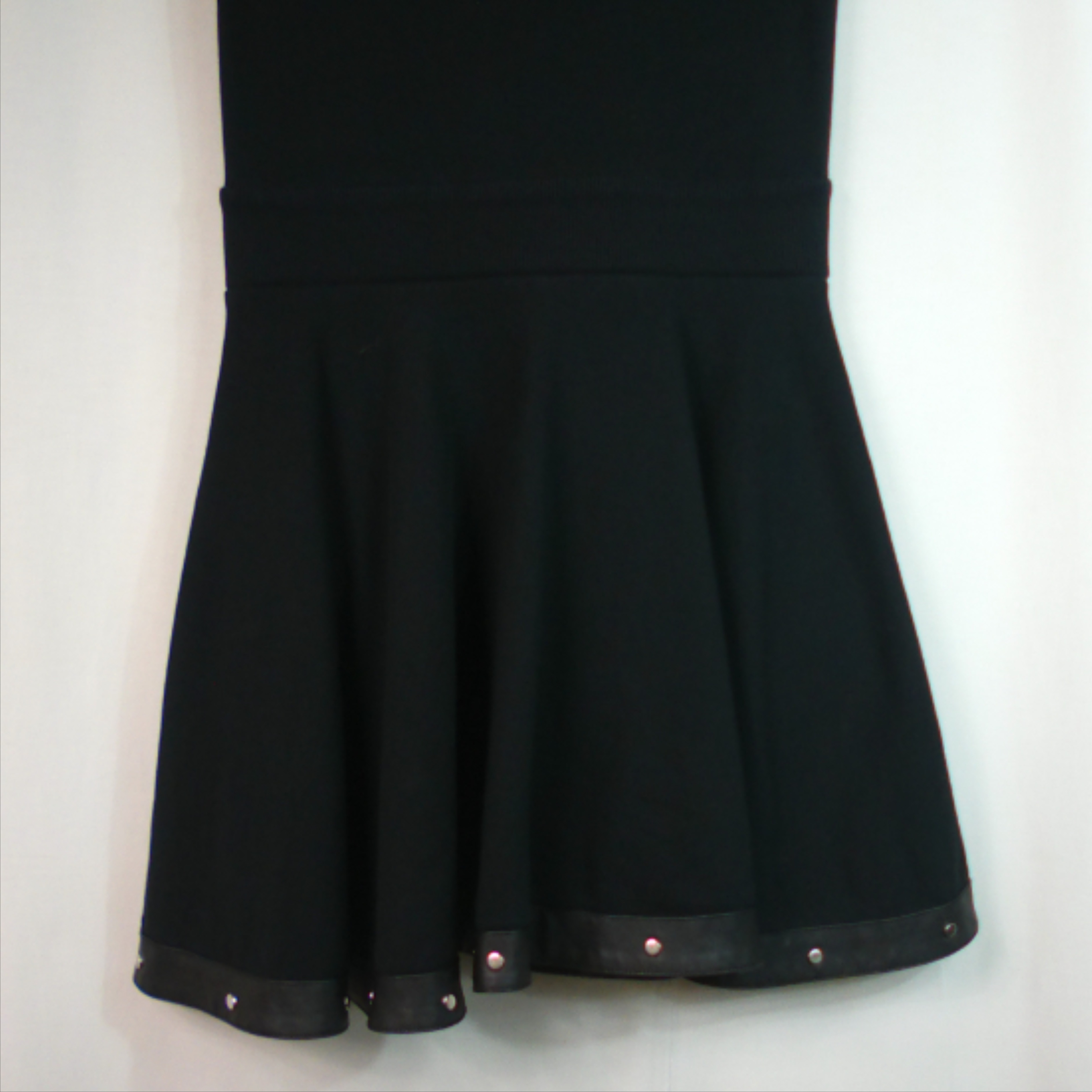 Voir photo 13 de Robe DIESEL, noir, 100% coton, taille M Robe DIESEL, noir, 100% coton, taille M Très bon état - Vue 13 -