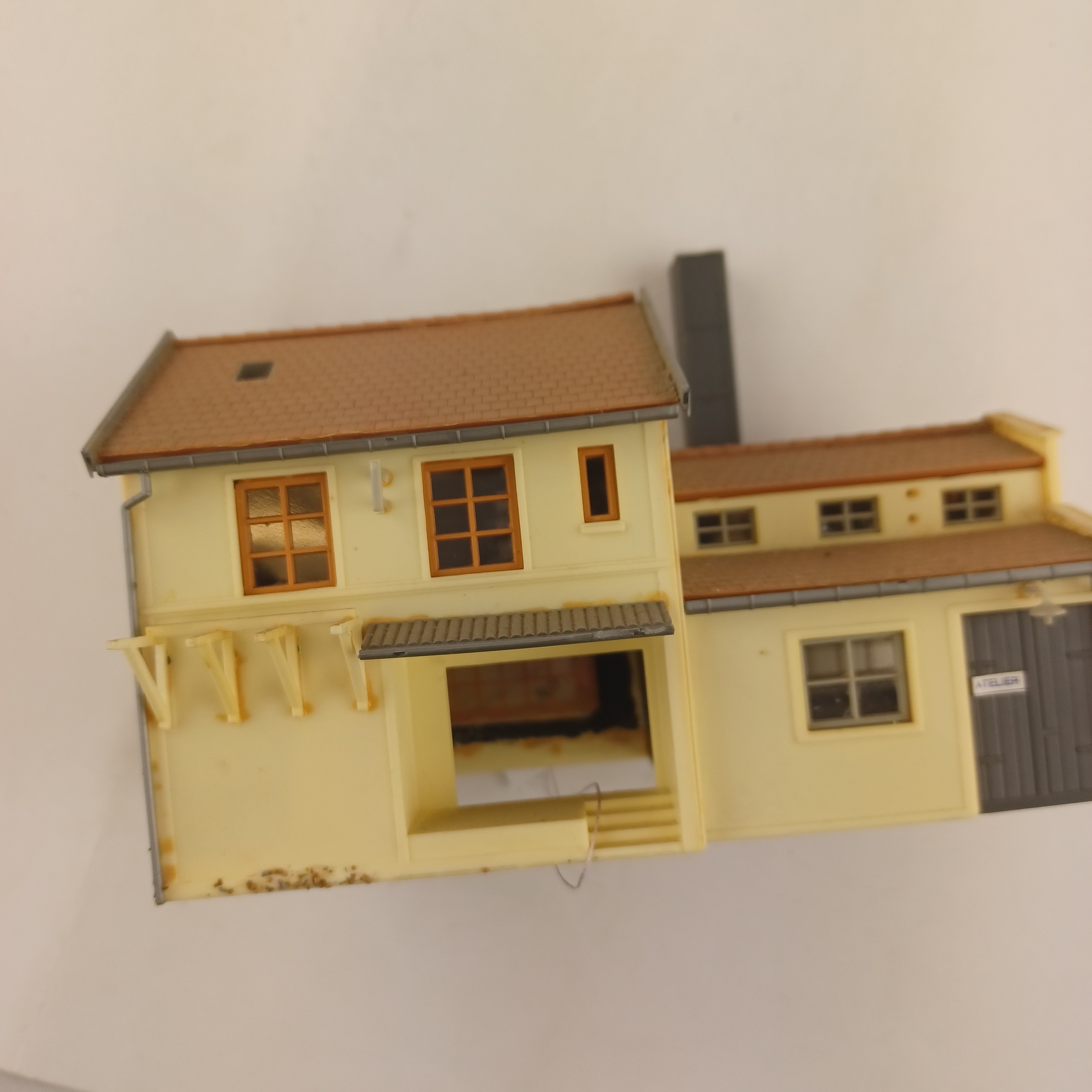 Maquette de modélisme d'une scierie de 14x9 cm Très bon état - Vue 5 - 