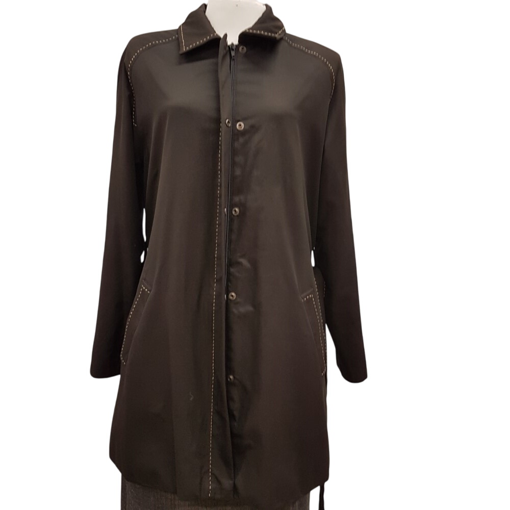 Acheter Parka noir - ADELE JORIS - taille 40 Très bon état - 15,00 € Parka noir - ADELE JORIS - taille 40 Très bon état - reconditionné disponible sur Label Emmaüs