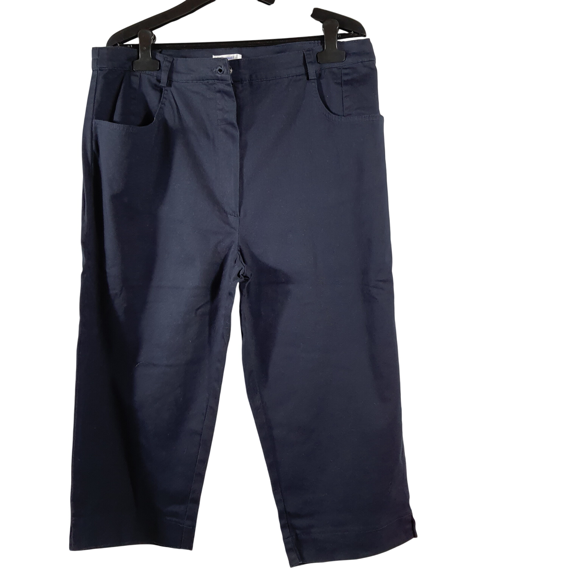 Pantacourt bleu - Damart - 48 Très bon état -  reconditionné disponible sur Label Emmaüs