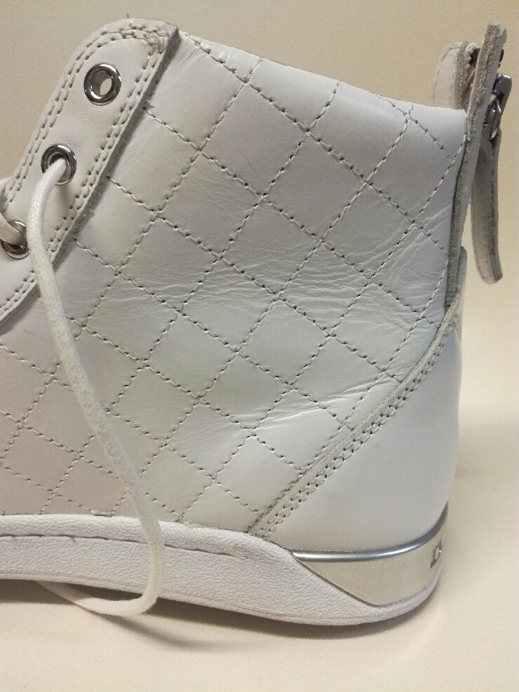 Basquettes montantes Diesel "Diamond" - blanches - cuir T41 Très bon état - Vue 6 - 