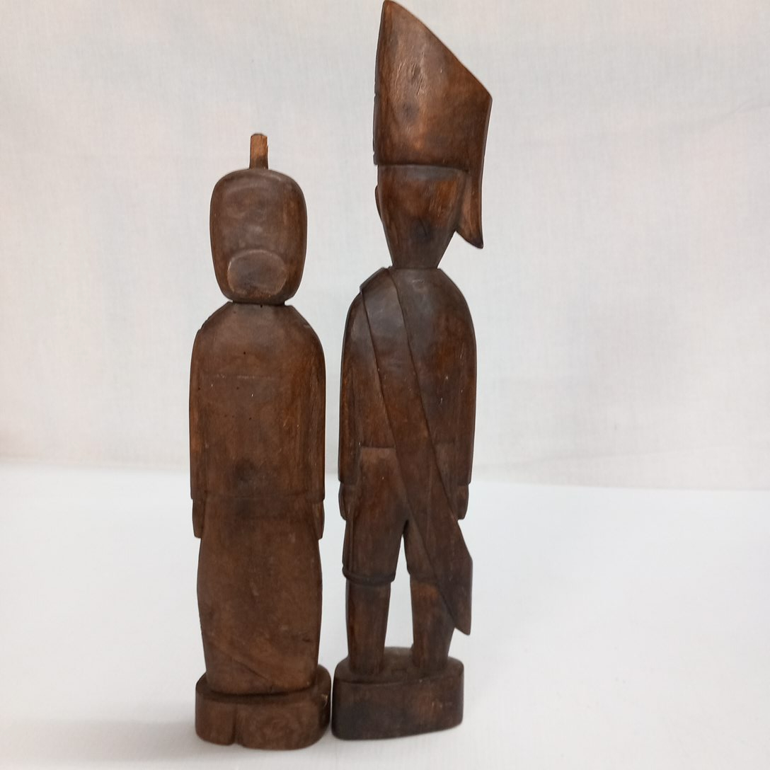 Sculpture Tribal en Bois - Photo 1