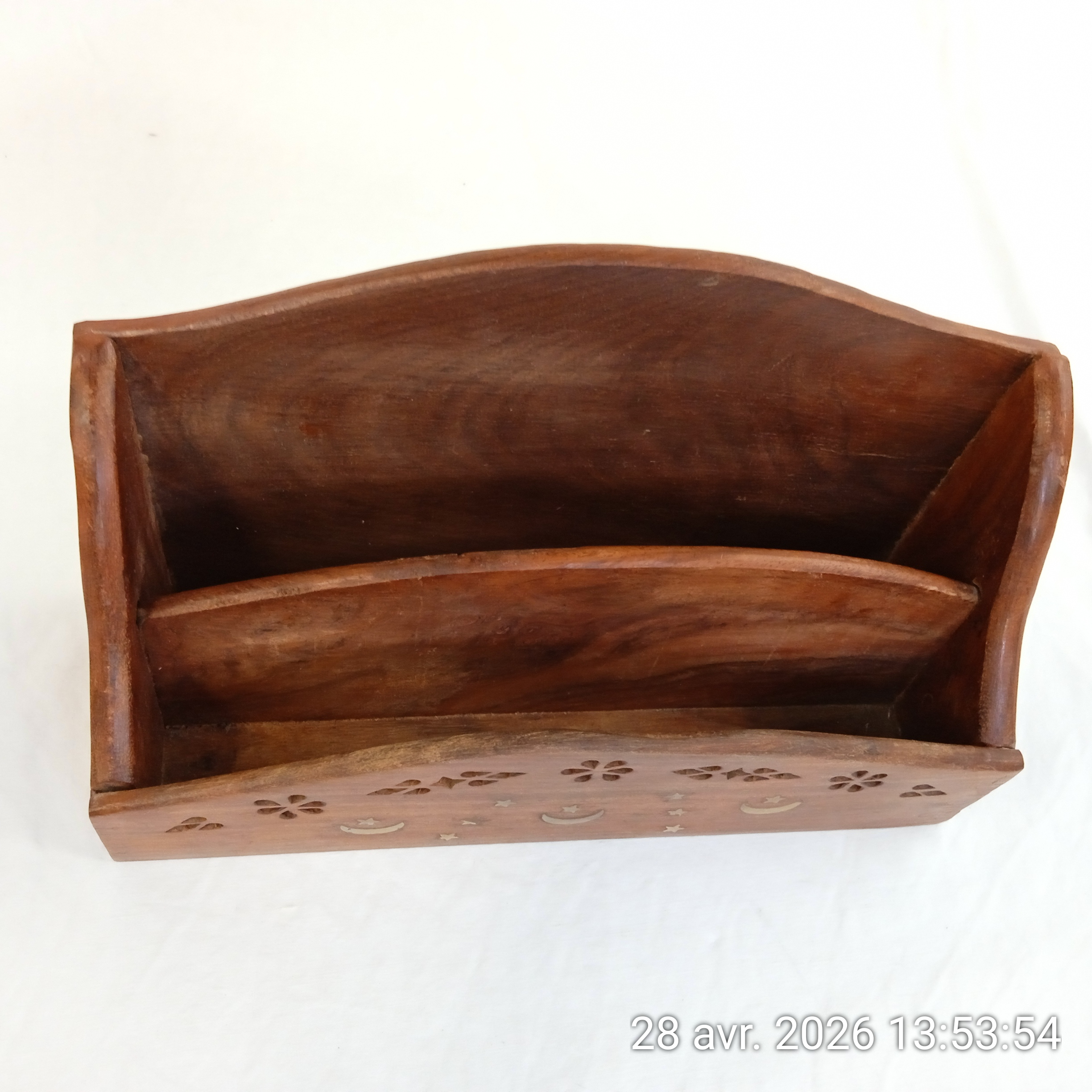 Porte courrier Vintage en bois exotique et laiton Très bon état - Vue 2 - 