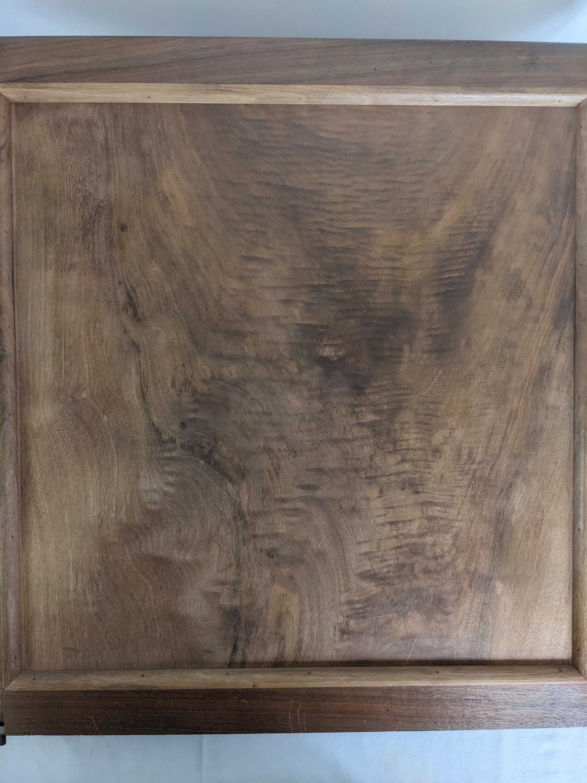 Ancienne porte en bois sculpté - Photo 3