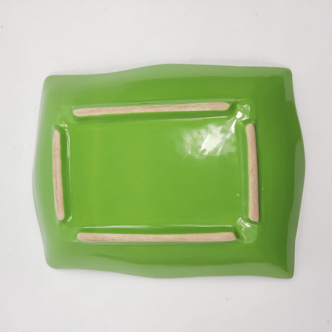 Voir photo 2 de Vide-poches en porcelaine à bambou blanc sur fond vert vif Vide-poches en porcelaine à bambou blanc sur fond vert vif Très bon état - Vue 2 -