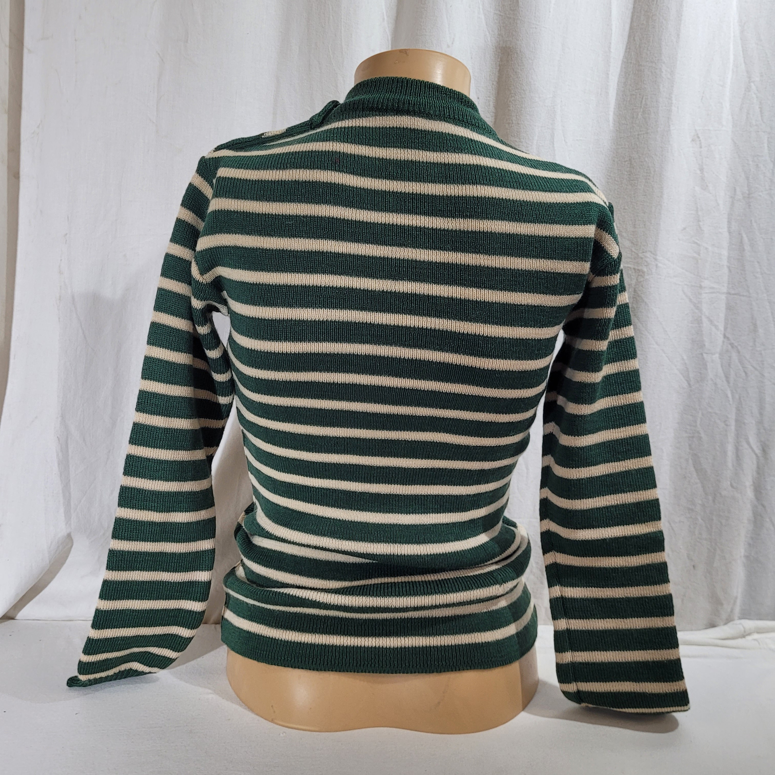 Voir photo 3 de Pull marinière vert enfant 100% pure laine - Type Sauzon Pull marinière vert enfant 100% pure laine - Type Sauzon Très bon état - Vue 3 -