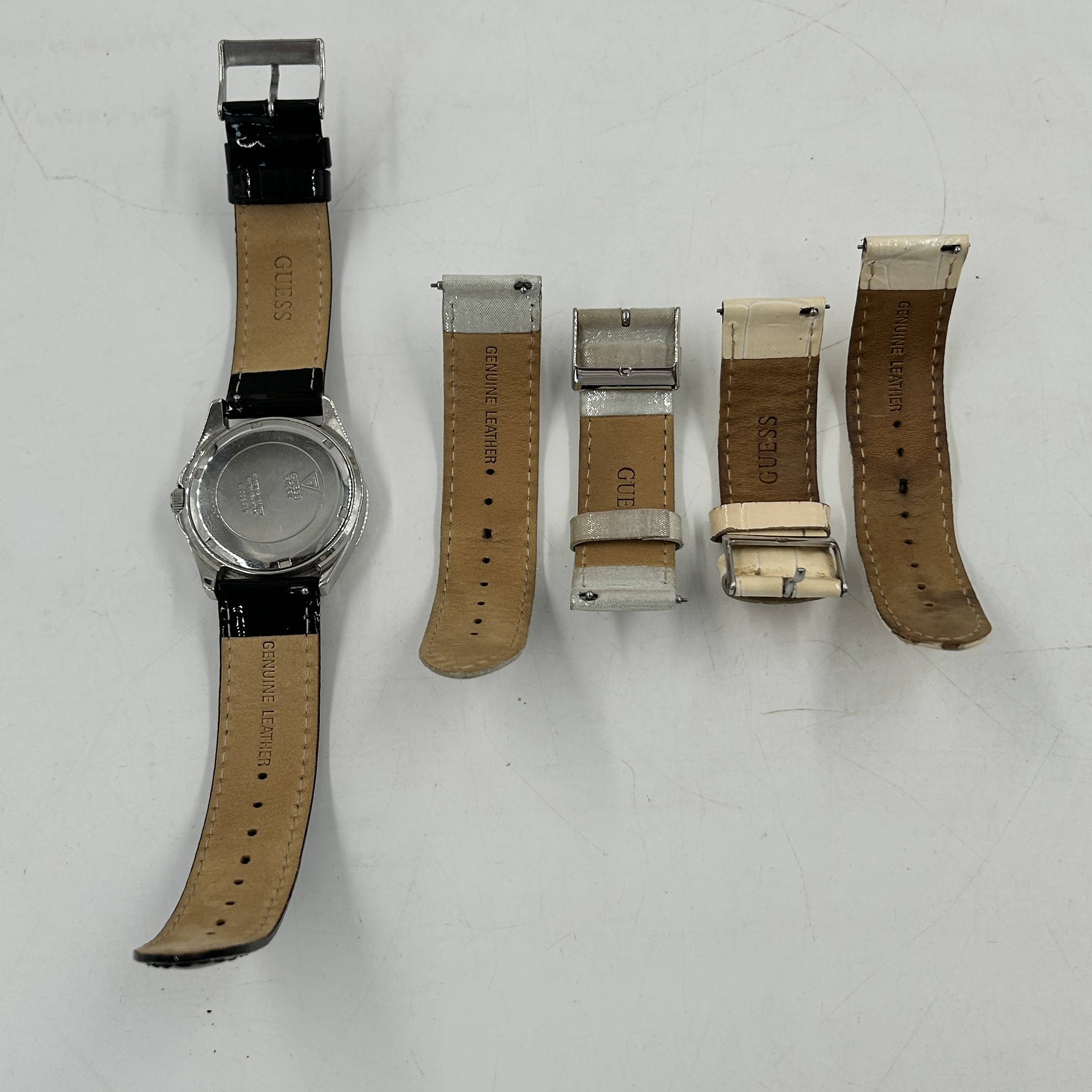 Montre Guess à quartz - Photo 7