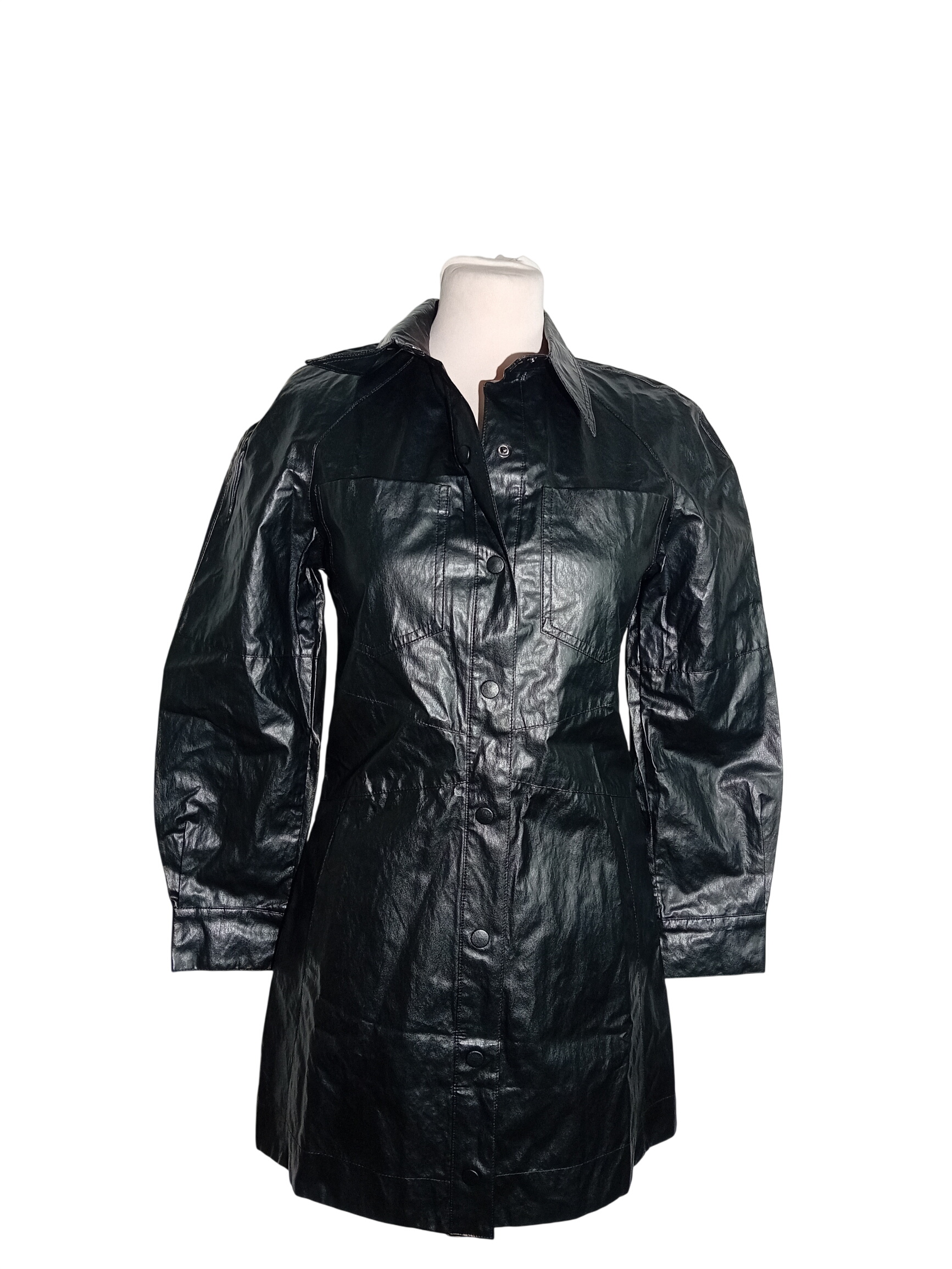 Voir photo 2 de Veste Chemise Simili Cuir Noire Zara Xs (T3858) Veste Chemise Simili Cuir Noire Zara Xs (T3858) - Vue 2 -