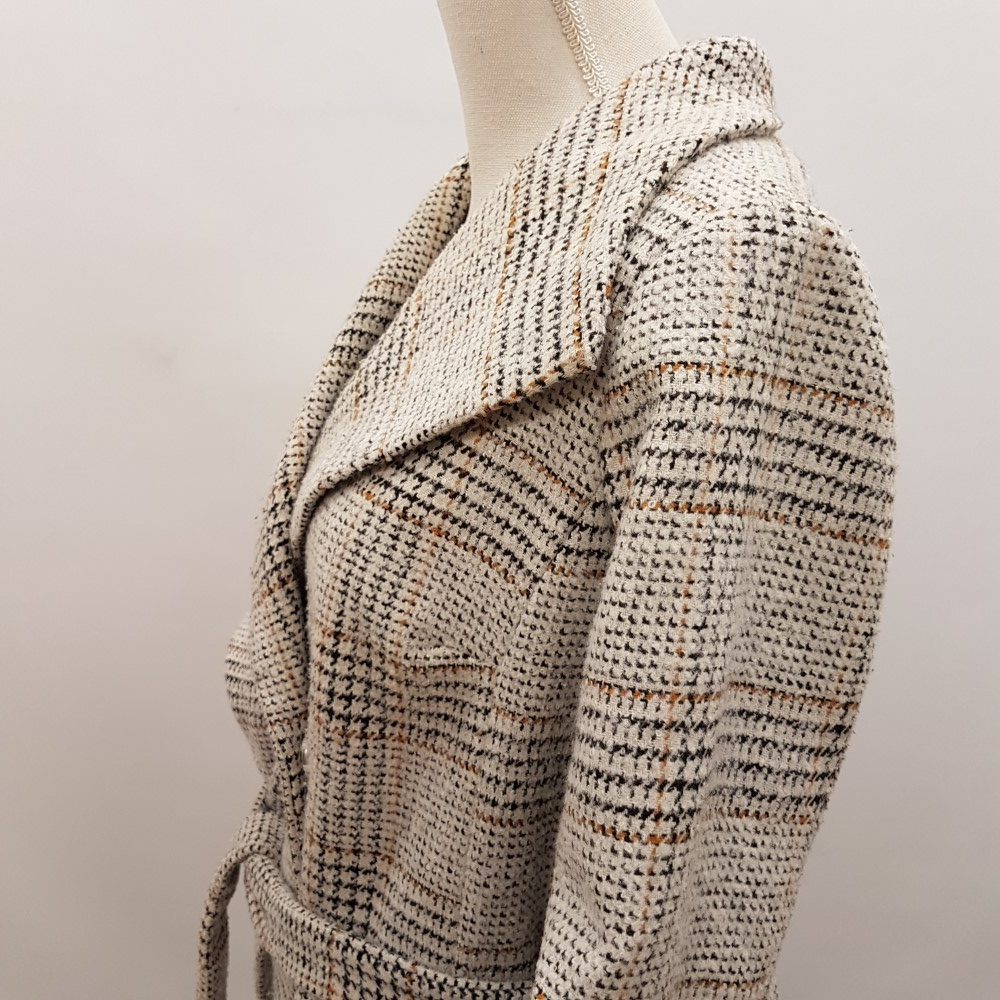 Voir photo 6 de Manteau style tweed à grands carreaux blancs et noirs - GRAIN DE MALICE - taille 40 Manteau style tweed à grands carreaux blancs et noirs - GRAIN DE MALICE - taille 40 - Vue 6 -