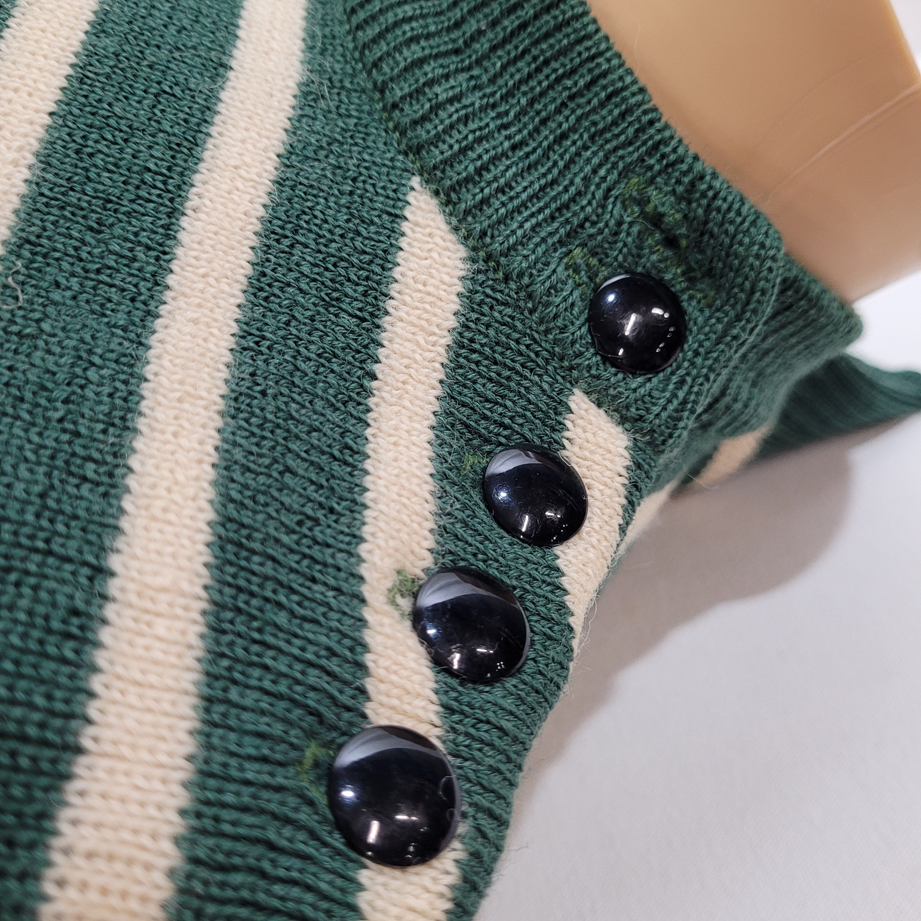Voir photo 2 de Pull marinière vert enfant 100% pure laine - Type Sauzon Pull marinière vert enfant 100% pure laine - Type Sauzon Très bon état - Vue 2 -