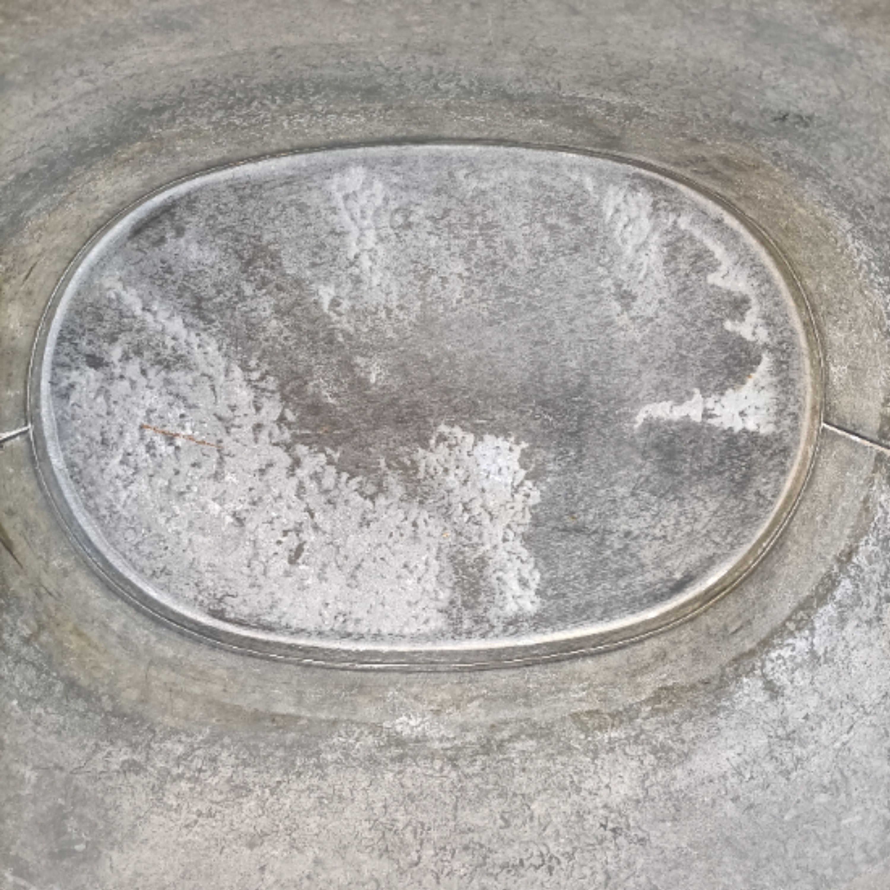 Bassine en zinc ancienne forme ovale avec 2 poignées Bon état - Vue 8 - 