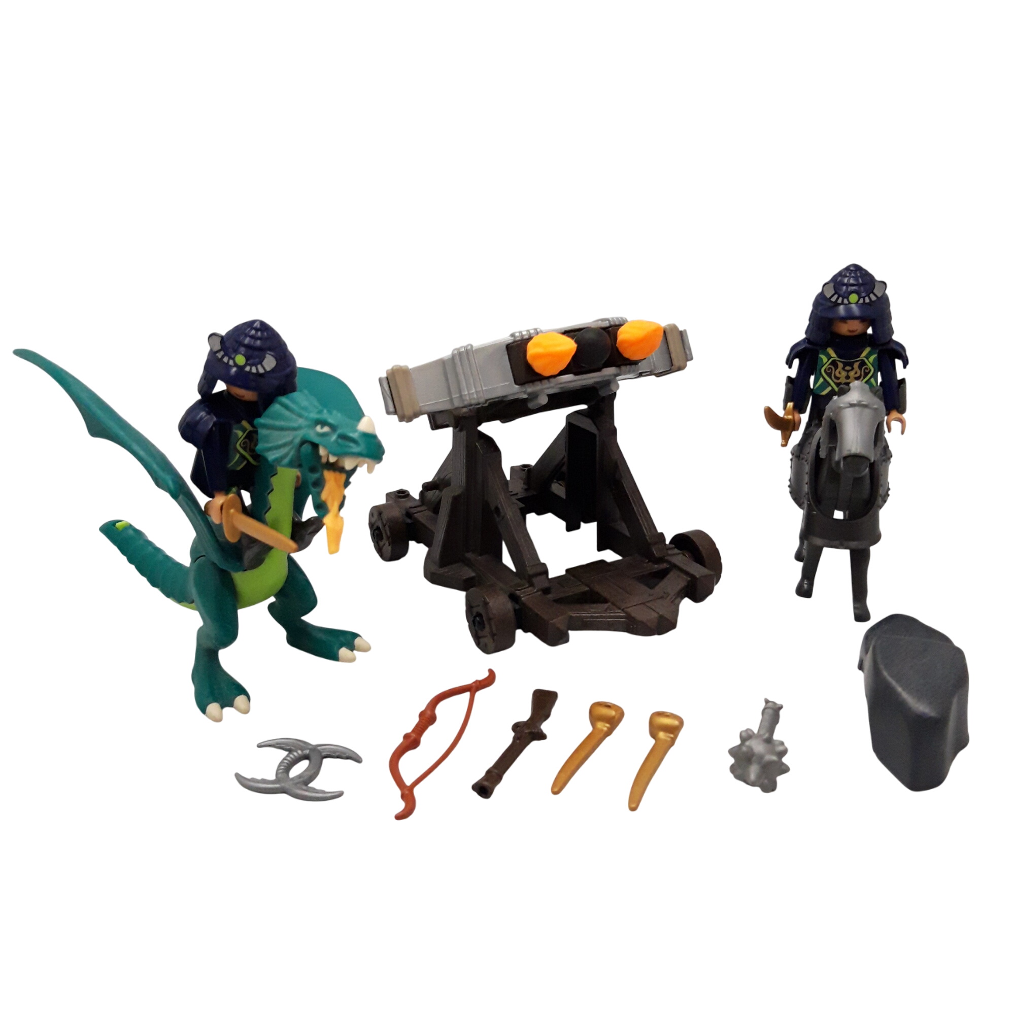 Acheter Playmobil 'Chevaliers avec dragon', 14 pièces Bon état - 16,00 € Playmobil 'Chevaliers avec dragon', 14 pièces Bon état - reconditionné disponible sur Label Emmaüs