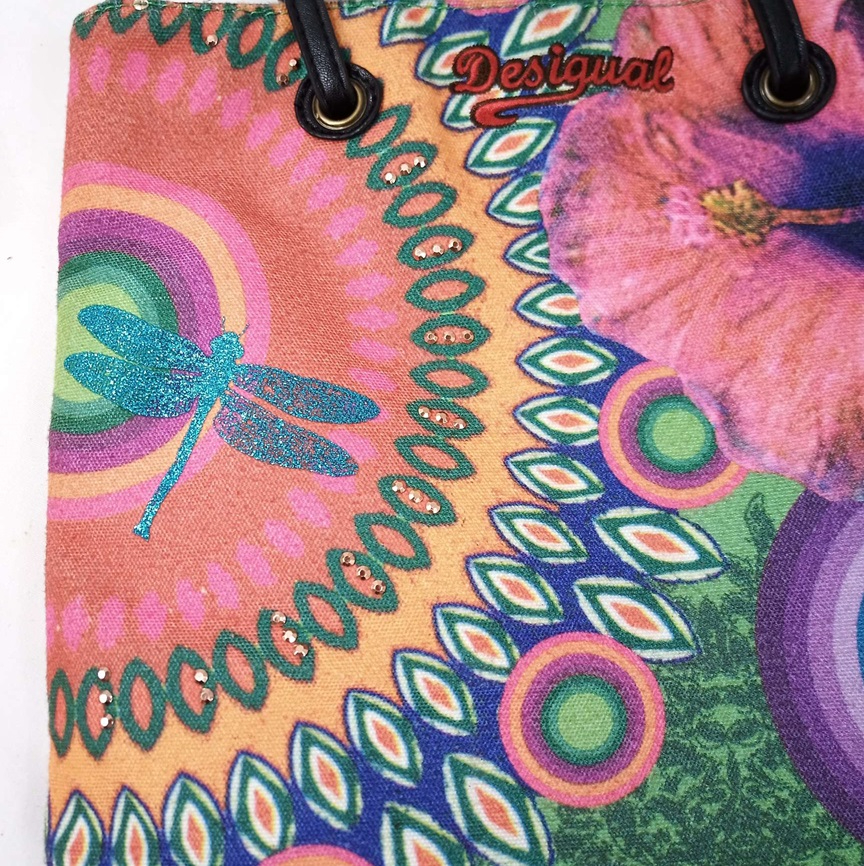 Voir photo 4 de Lot de deux sacs style Desigual Lot de deux sacs style Desigual Très bon état - Vue 4 -