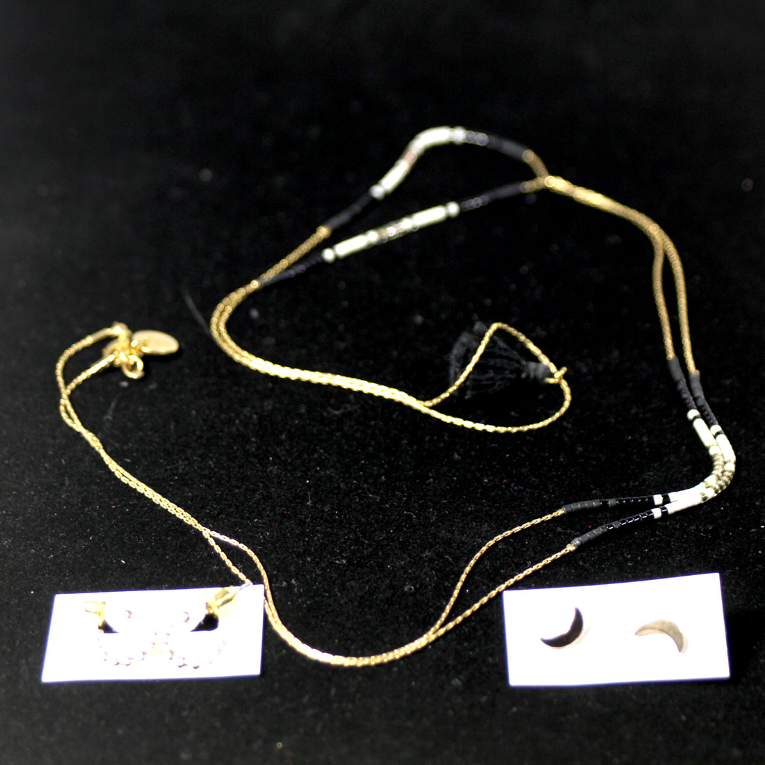 Sautoir noir et or + boucles d'oreille - Label Emmaus - Modalova