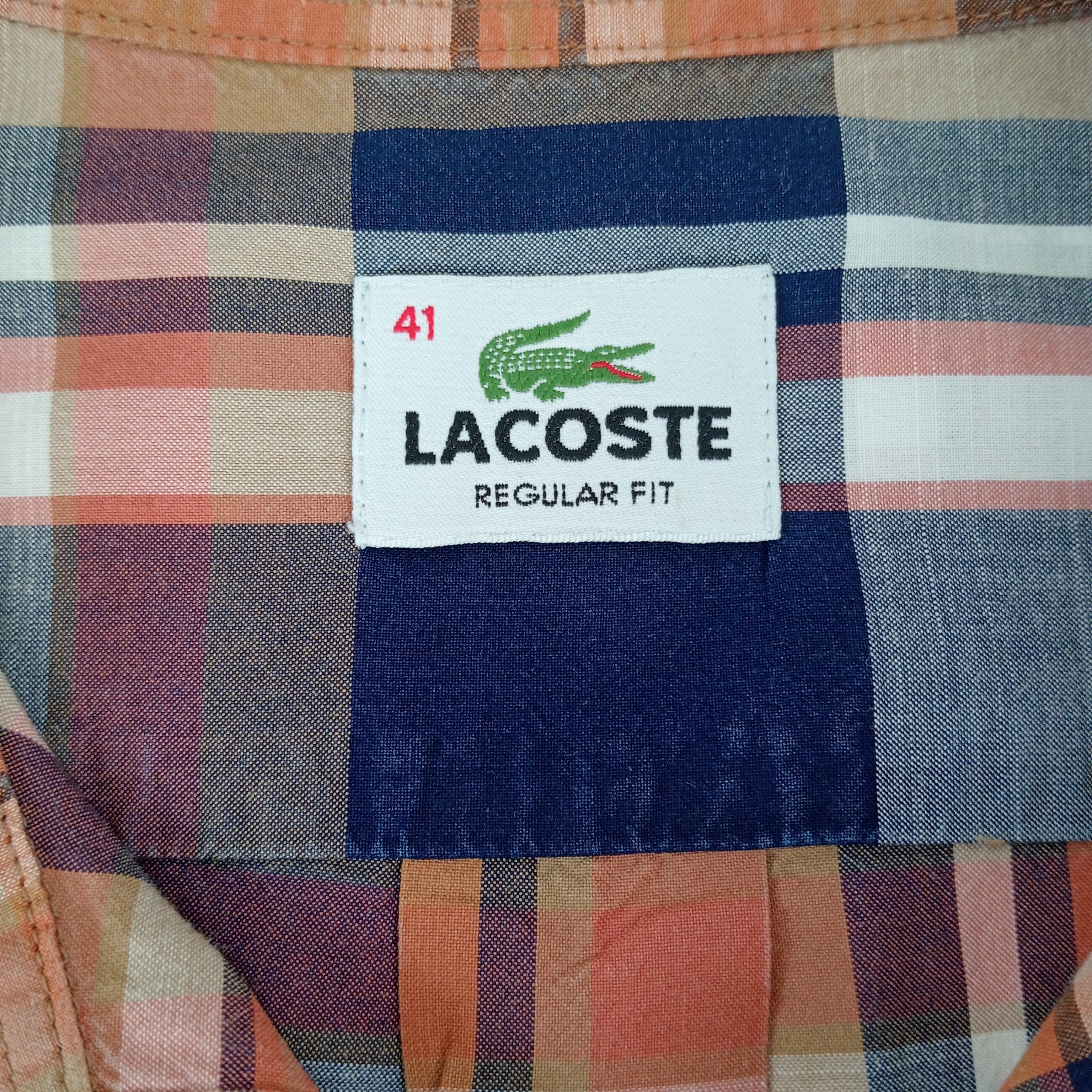 Chemise homme à carreaux de la marque Lacoste col classique manches courtes de couleur rouge tomette taille L (41) - Photo 5