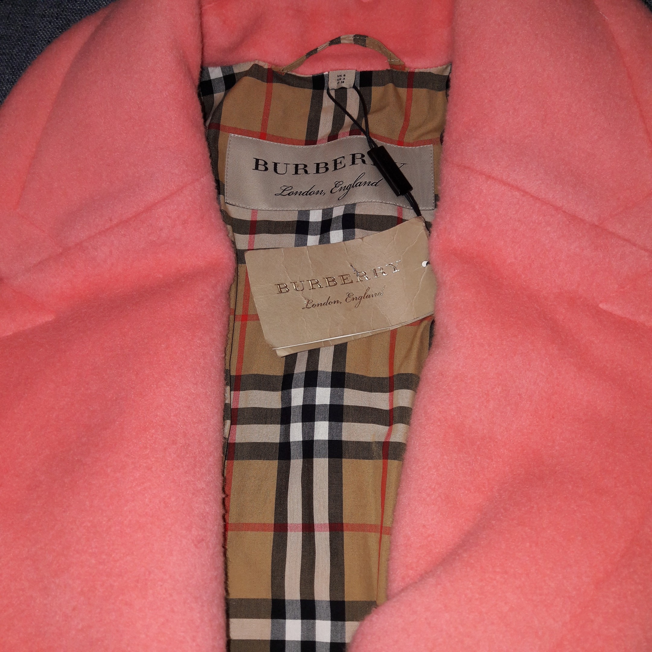 Voir photo 3 de Manteau Burberry Manteau Burberry Comme neuf - Vue 3 -