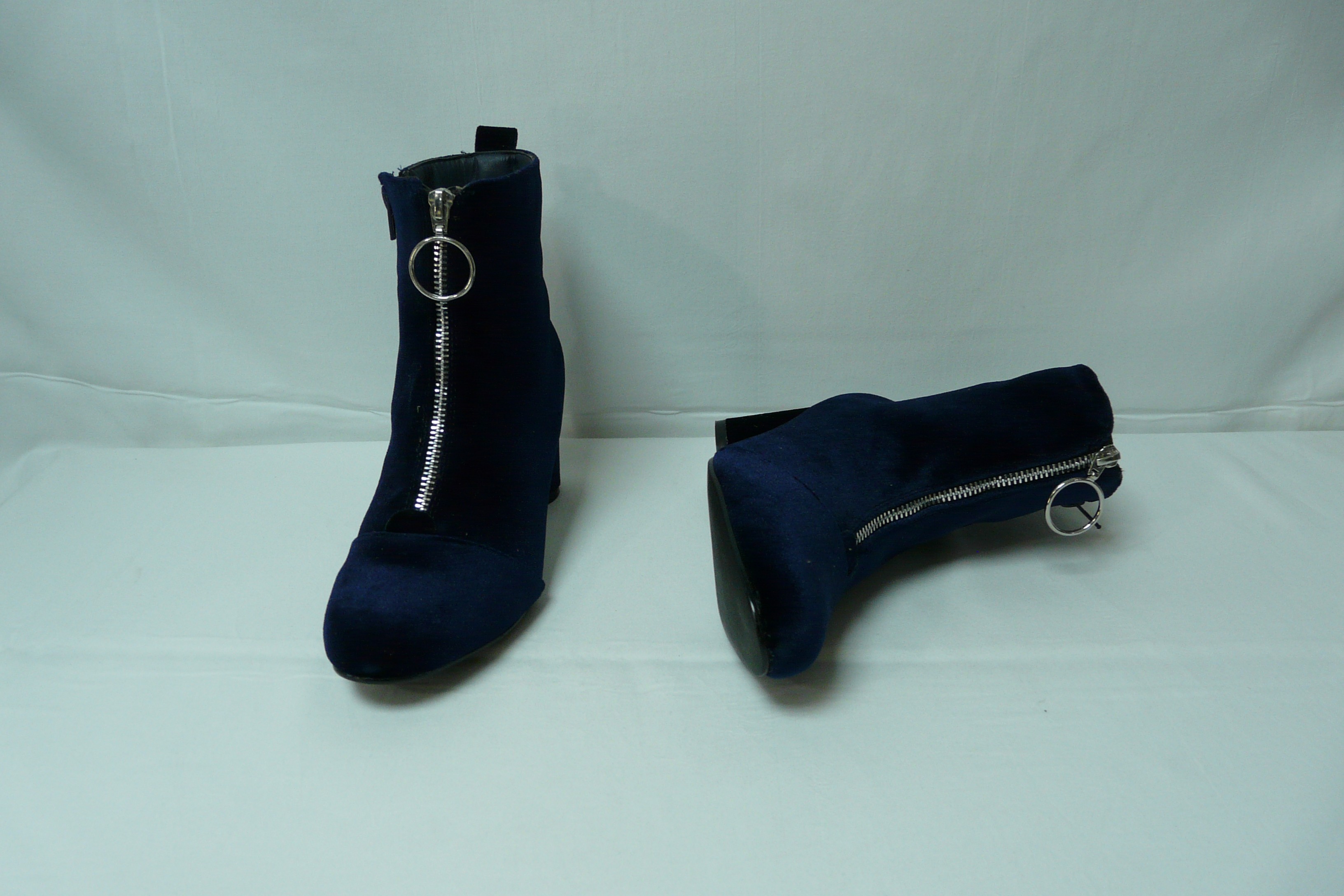 C73 - Bottines en velours - Kiabi - Pointure 38 - Photo 3