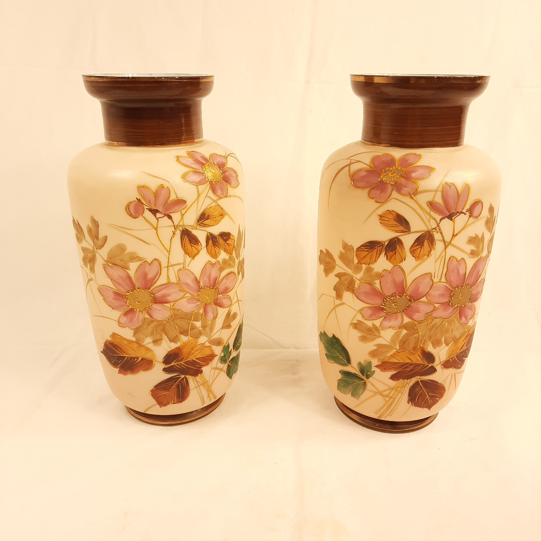 PAIRE de VASES en opaline de cristal art déco années 20 Très bon état -  reconditionné disponible sur Label Emmaüs