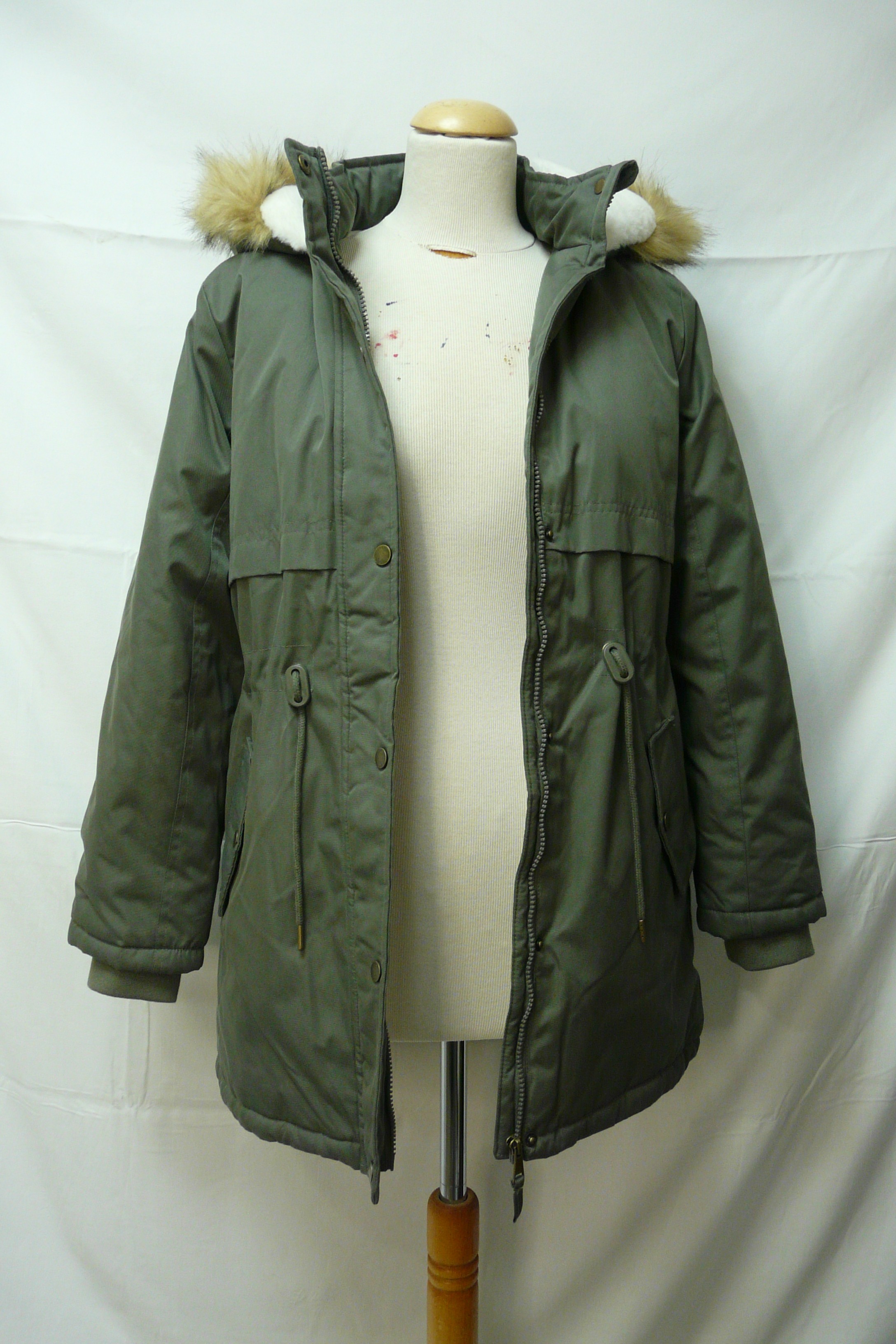 E65 - Parka mi-longue - Gémo - Âge 16 ans - Photo 4
